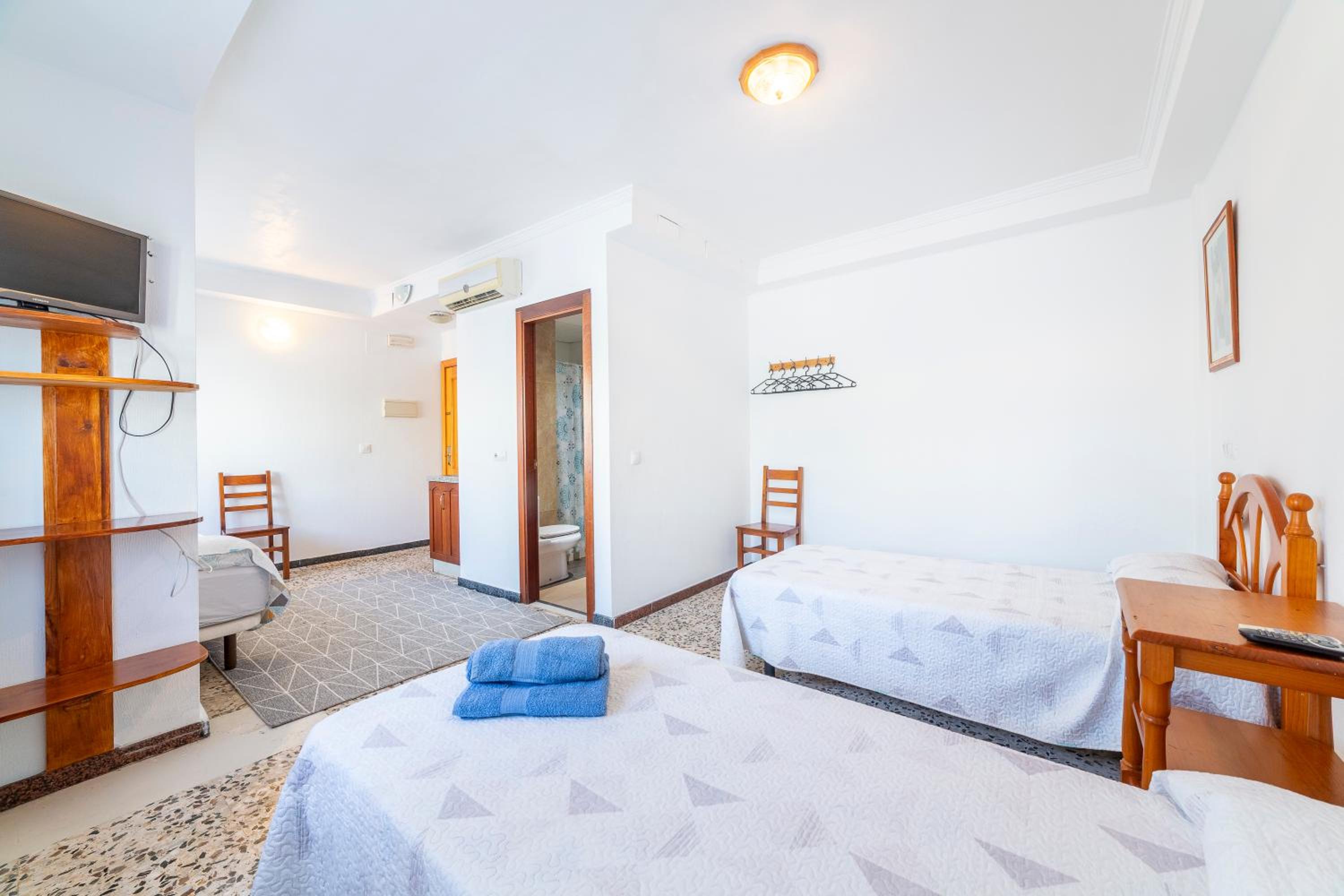Hostal Moya