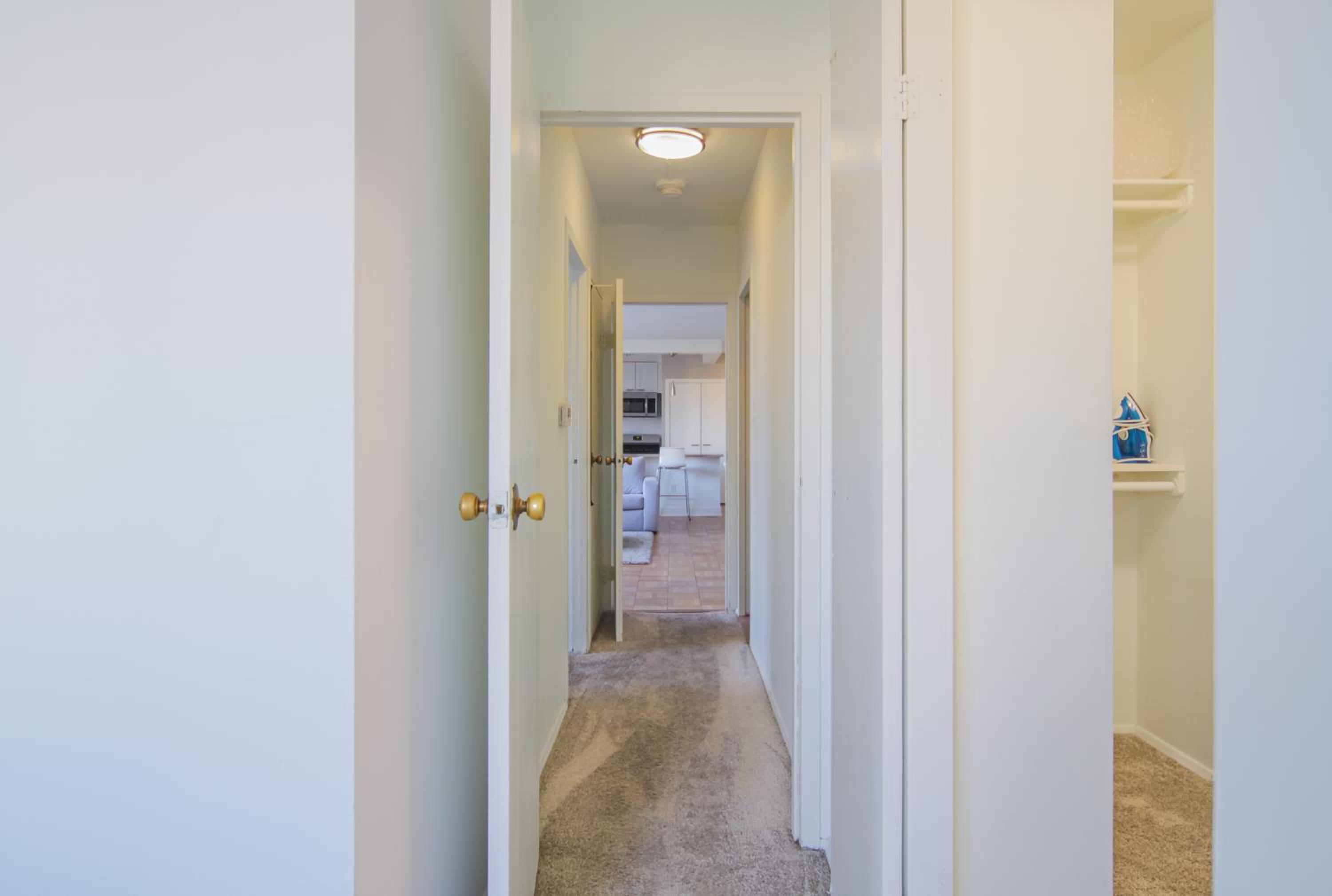 Spacious 2 Bedroom 2 Bathroom In Gated Community