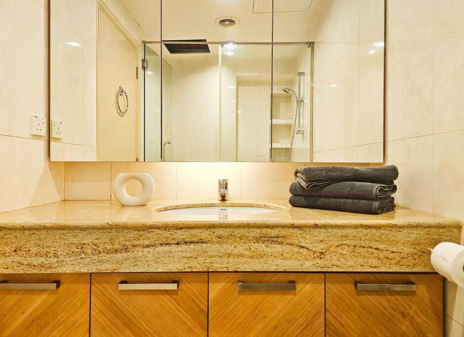 Fahrenheit Bukit Bintang Big Group 13Pax Family Suites
