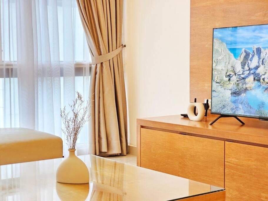 Fahrenheit Bukit Bintang Big Group 13Pax Family Suites