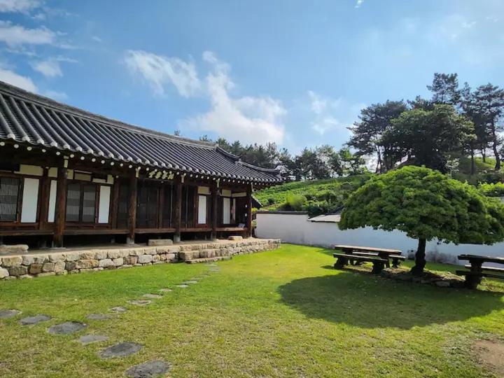 Dobong Seodang