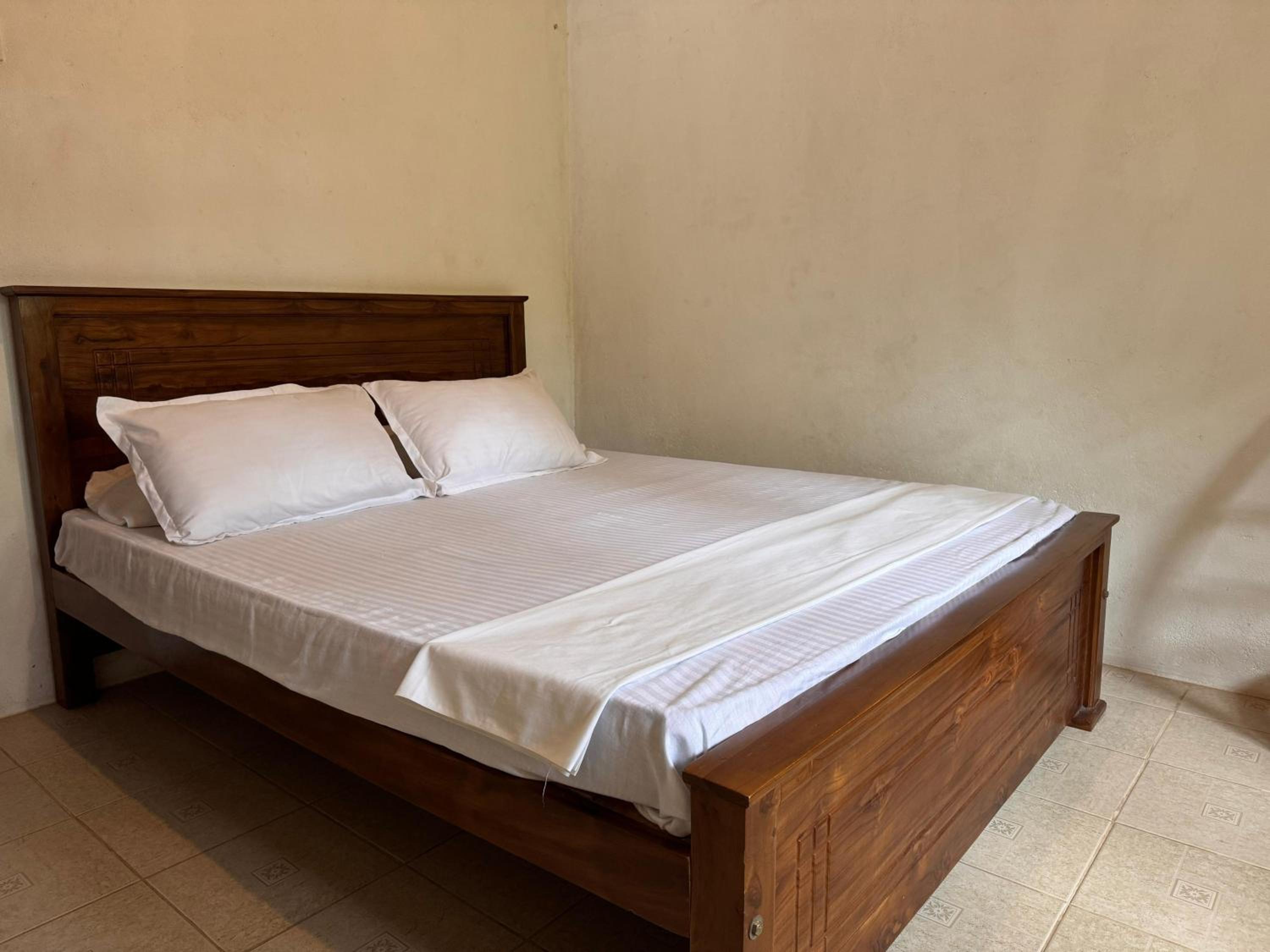 'Kolamba Gedara' green apartment
