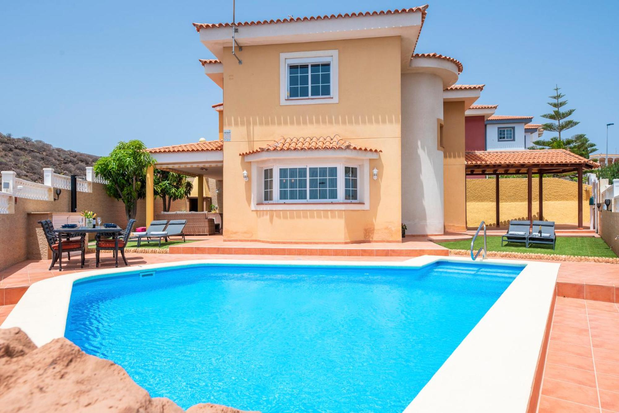 Hotel MEDANO4YOU Casa Nancy - Image 1