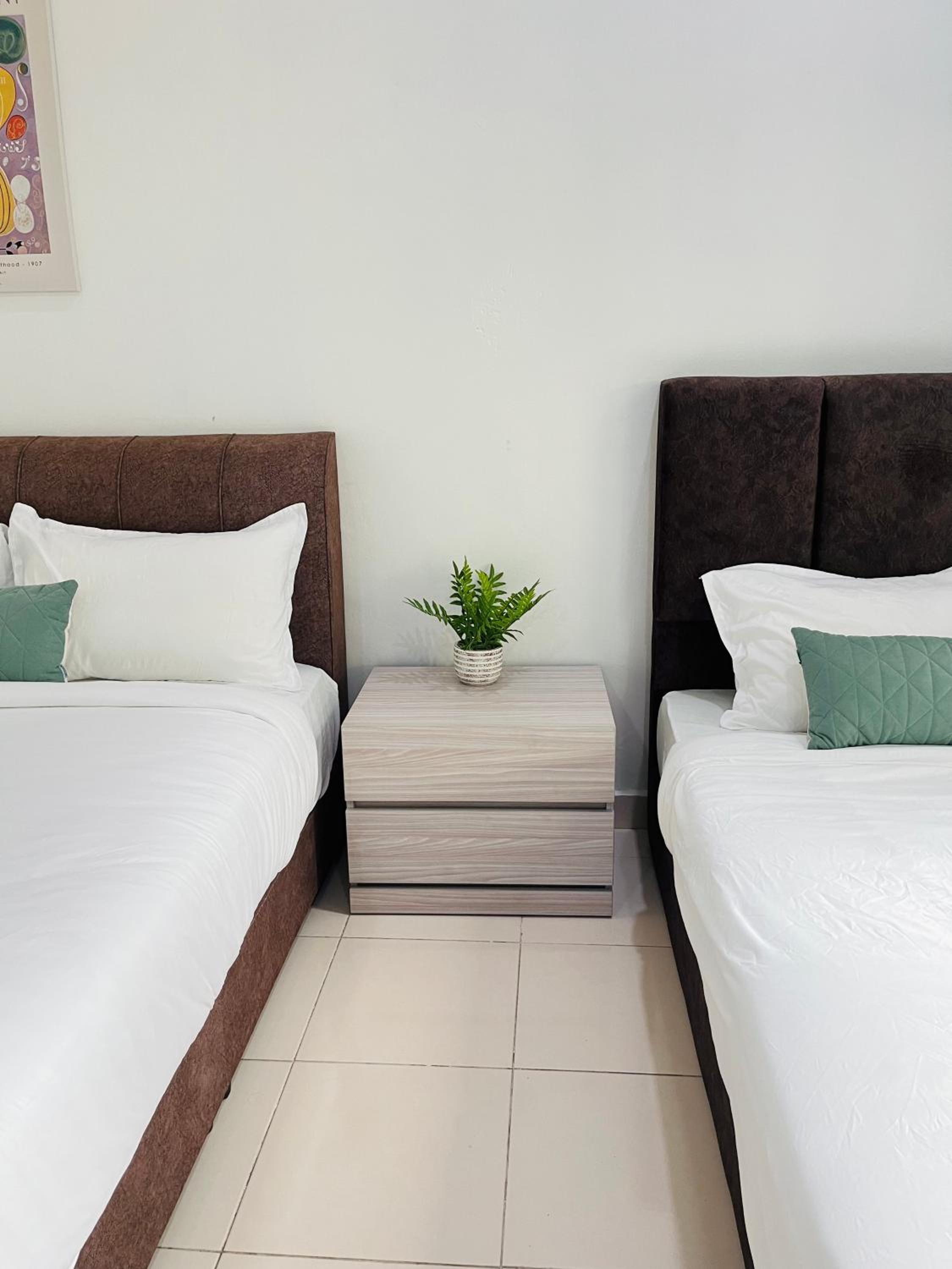 Spacious House in Kuantan Mahkota by Iconique photo 3