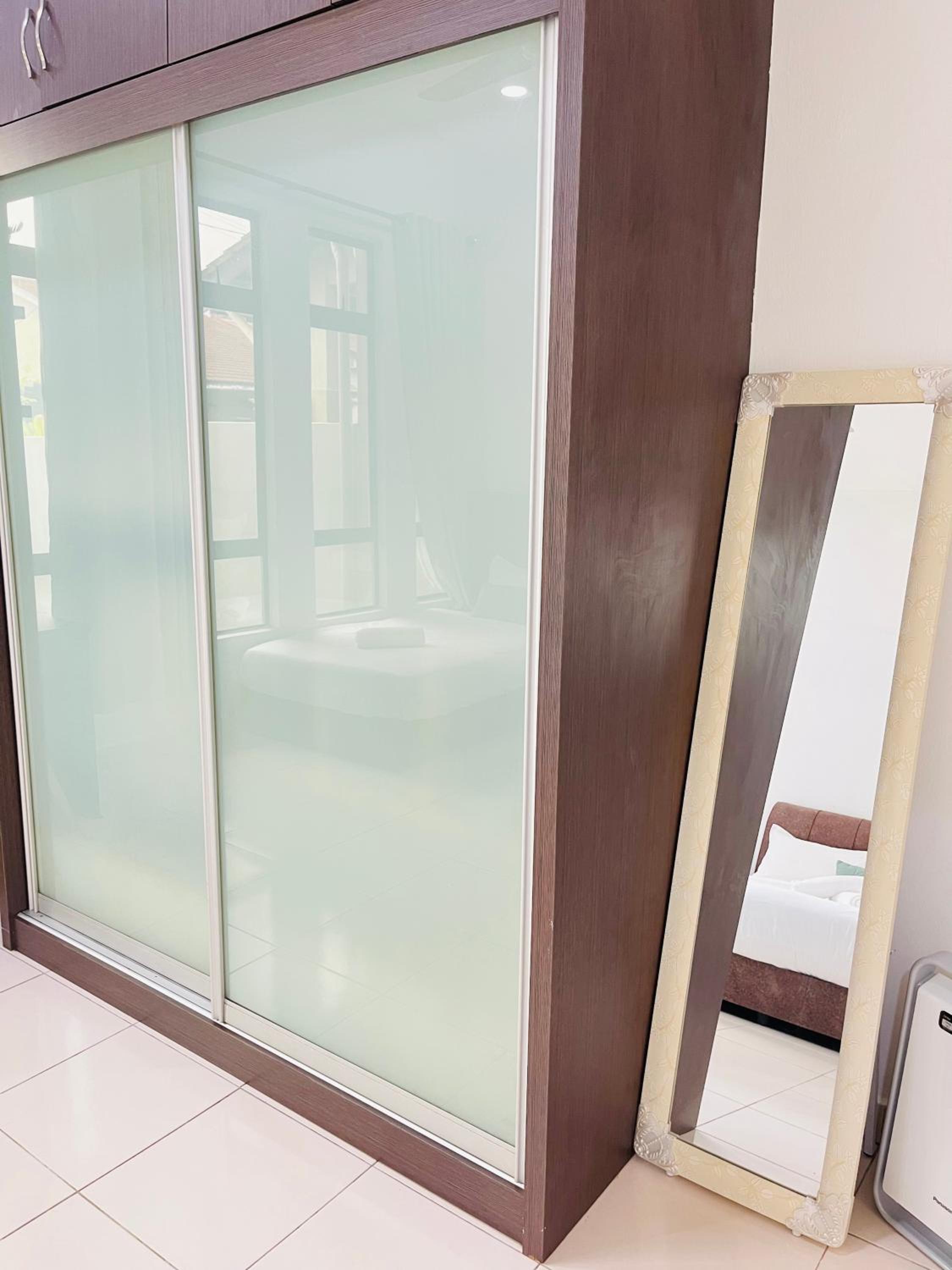 Spacious House in Kuantan Mahkota by Iconique photo 6