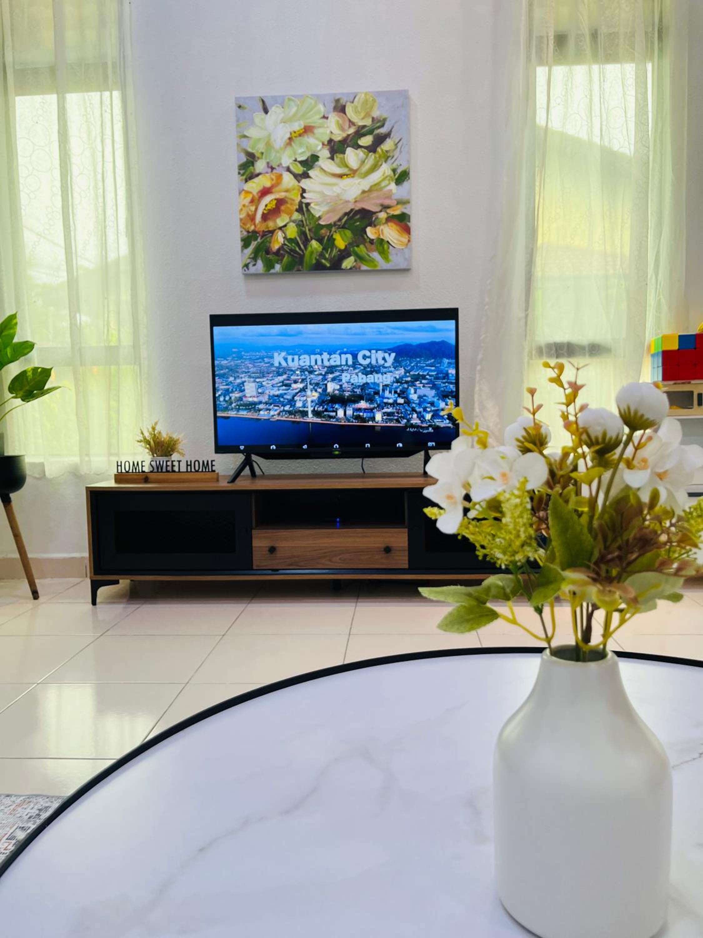 Spacious House in Kuantan Mahkota by Iconique photo 1