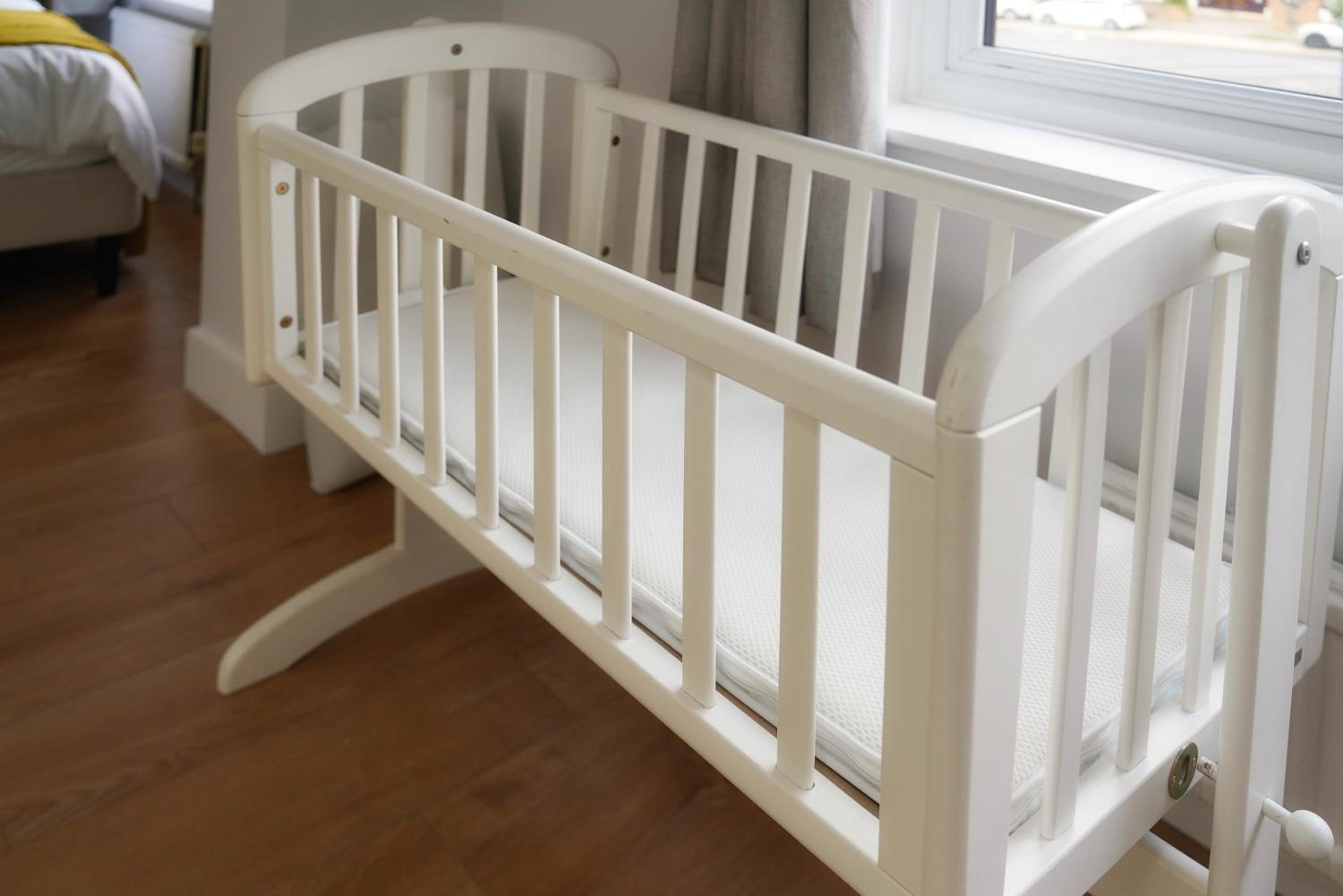 Lux 5 Bed sleeps 11, 10 mins from Wembley Stadium, Jacuzzi and Steam Shower