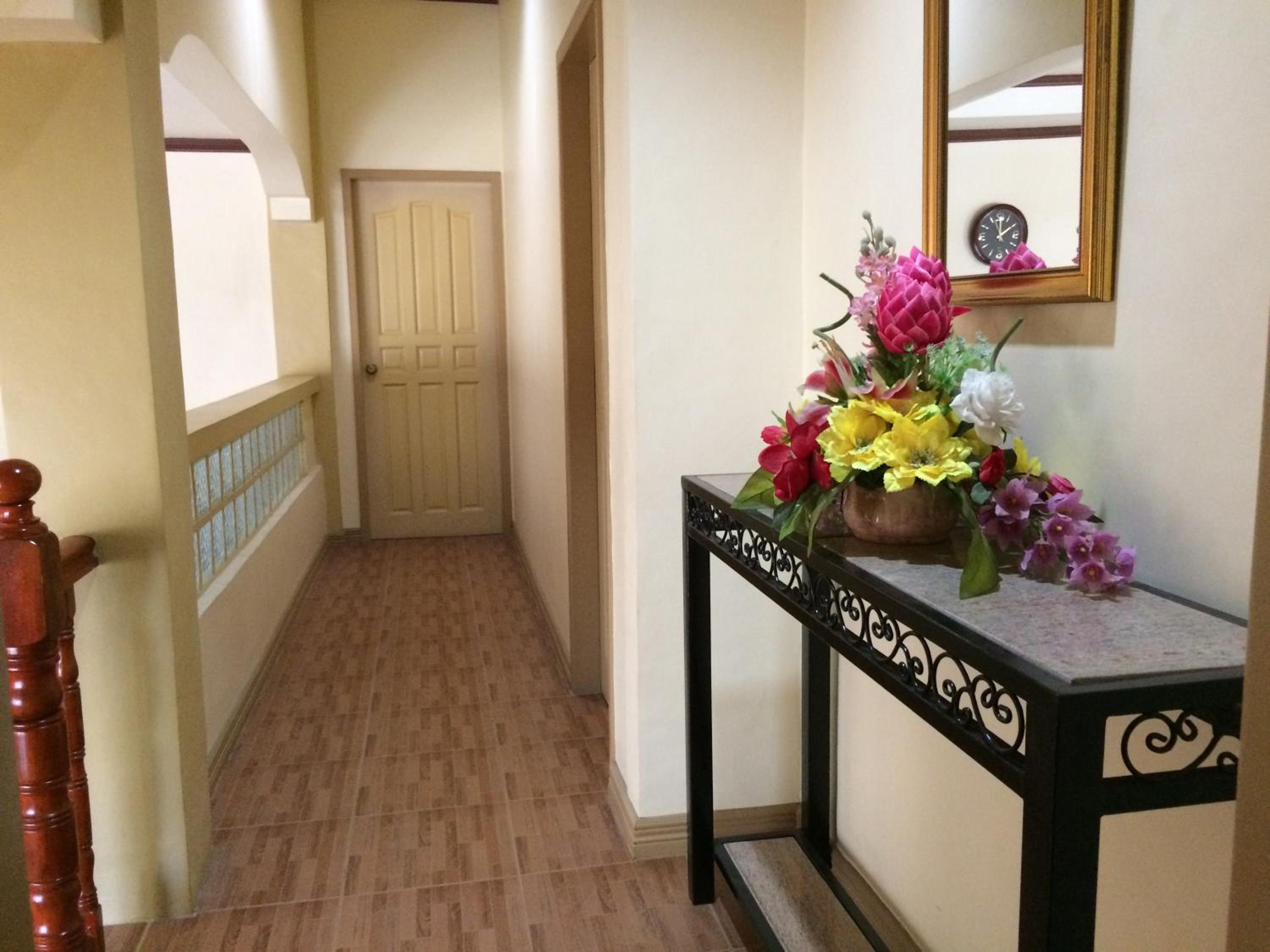 Dayview Tourist Home - Image 3