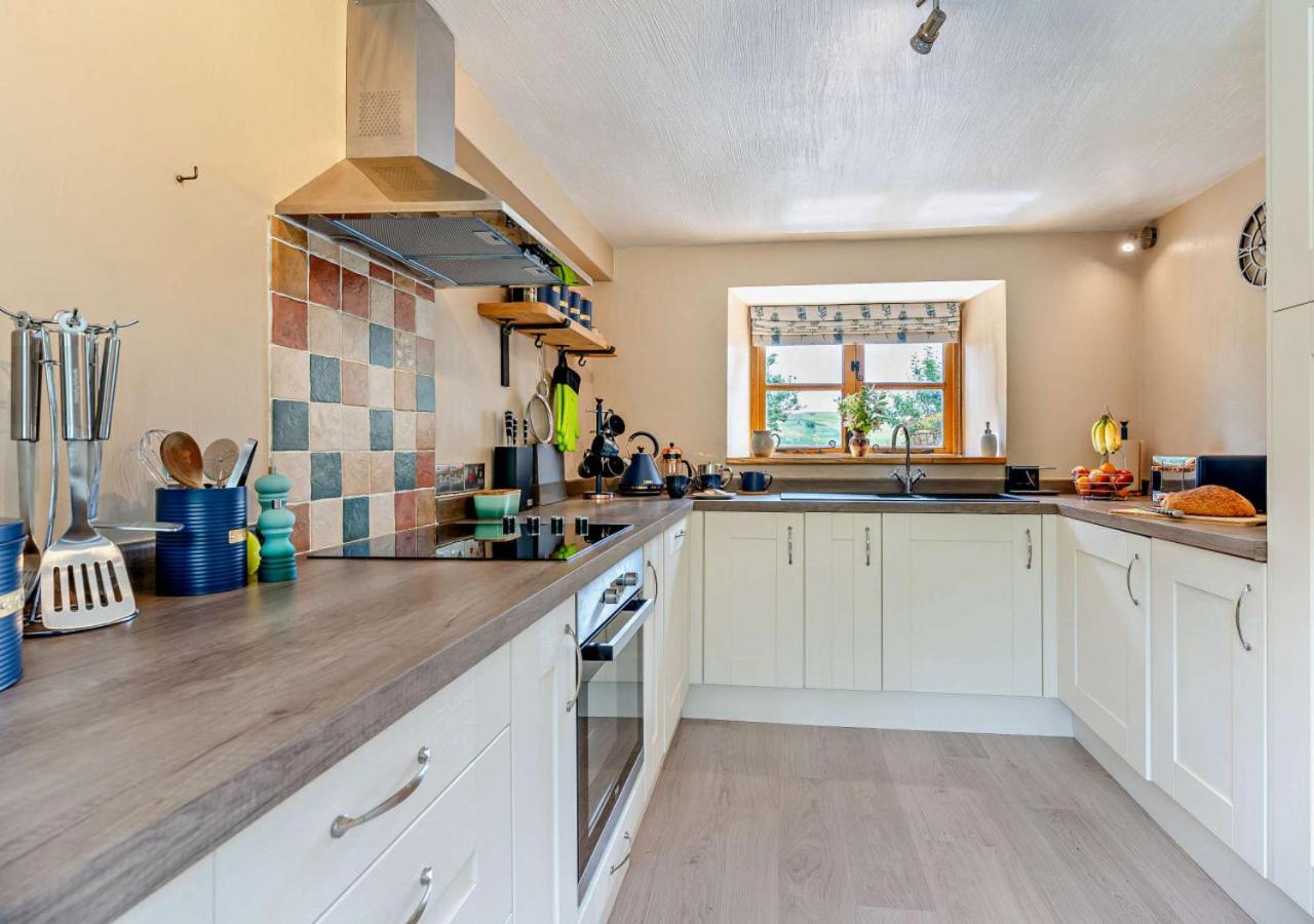 2 Bed in Crugybar oc-t29740 view 3