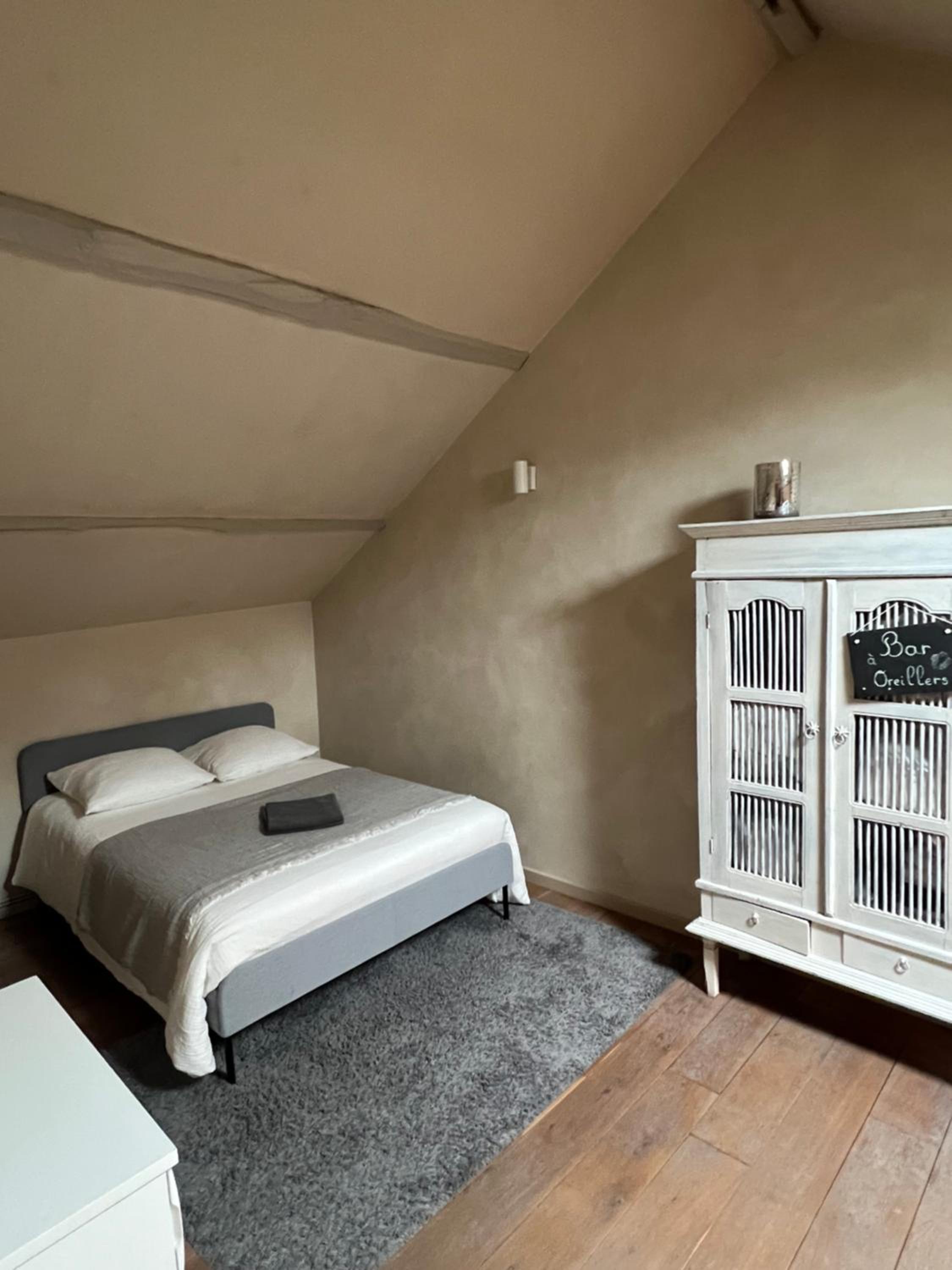 Maison de ville-idéale pour les déplacements pros-35min Paris-versailles-Giverny-