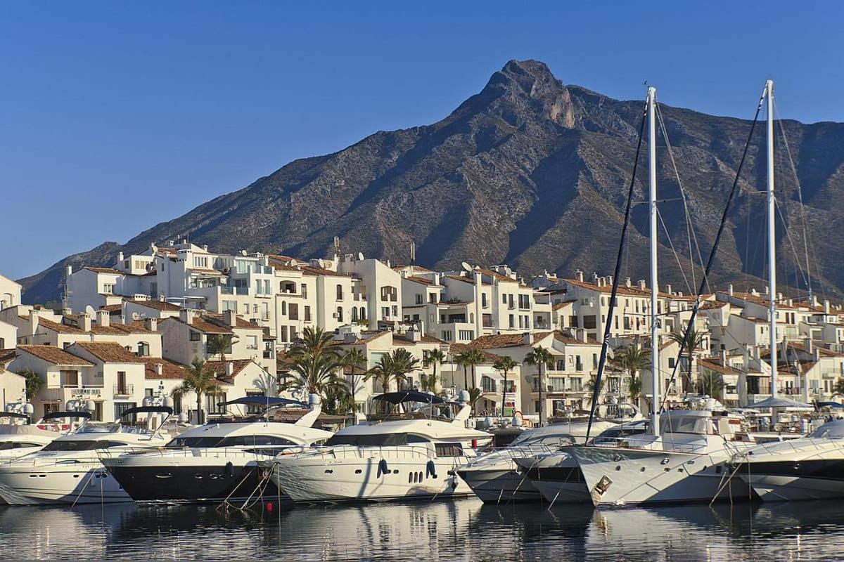 Marbella Vacations - villa bahia banus - Property Image 21