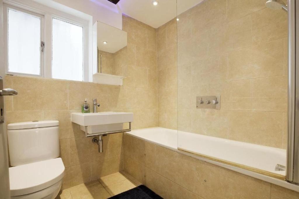 Lovely Kensington flat
