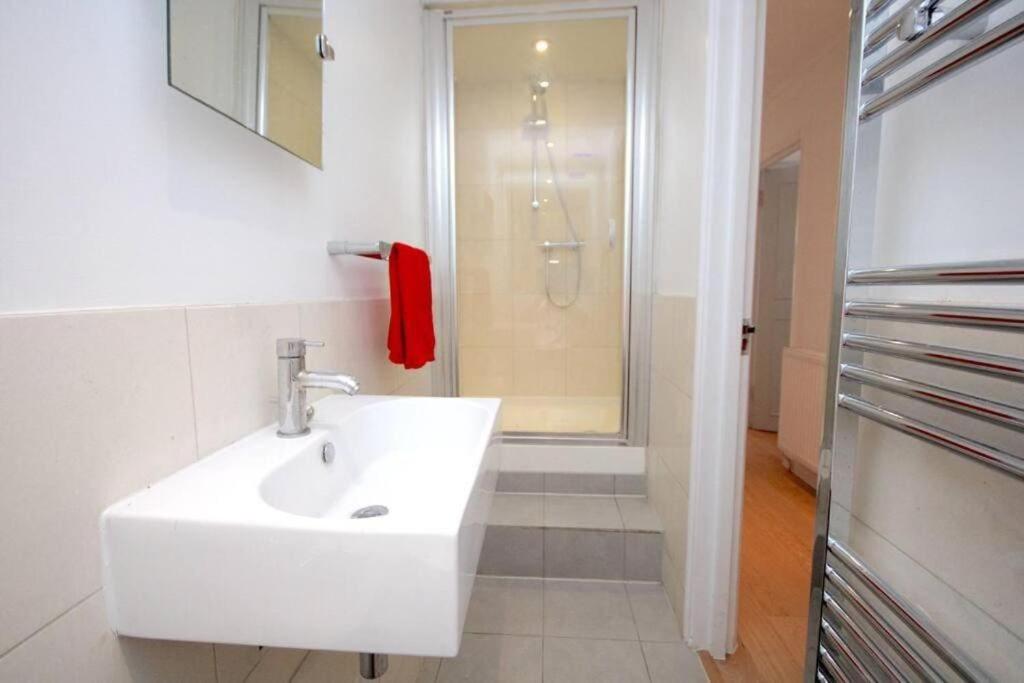 Lovely Kensington flat