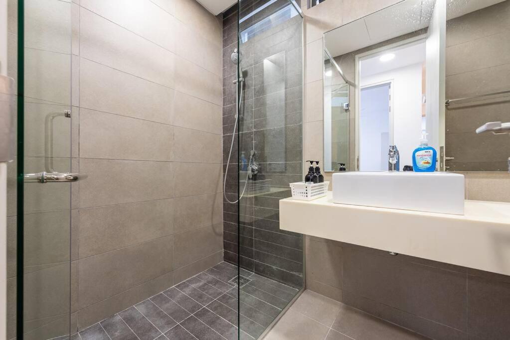 Vivo Residensi 3BR Dark Grey Aesthetic House, Mid Valley, KL
