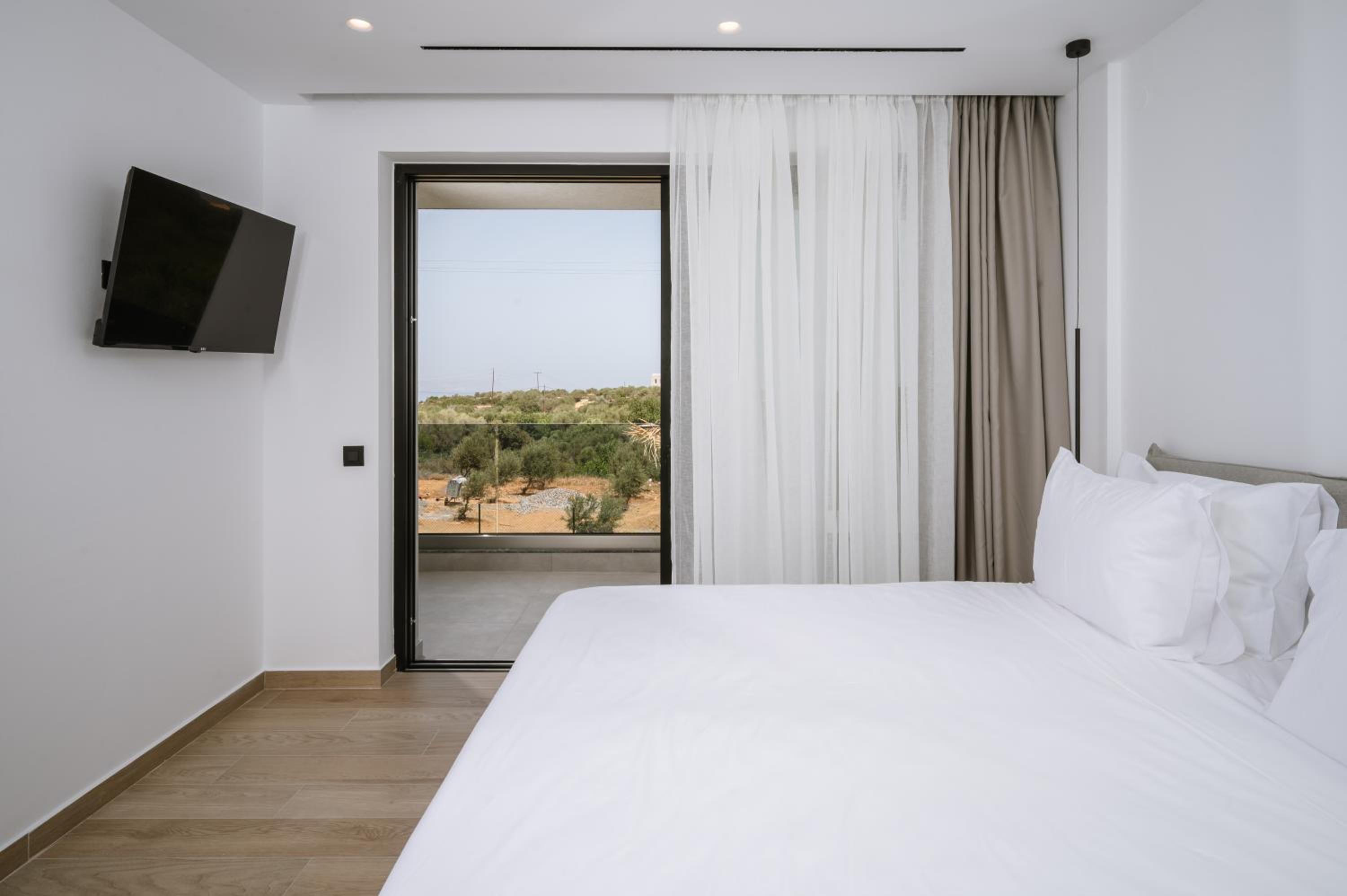 Aetheria & Aura Suites by Temma Villas