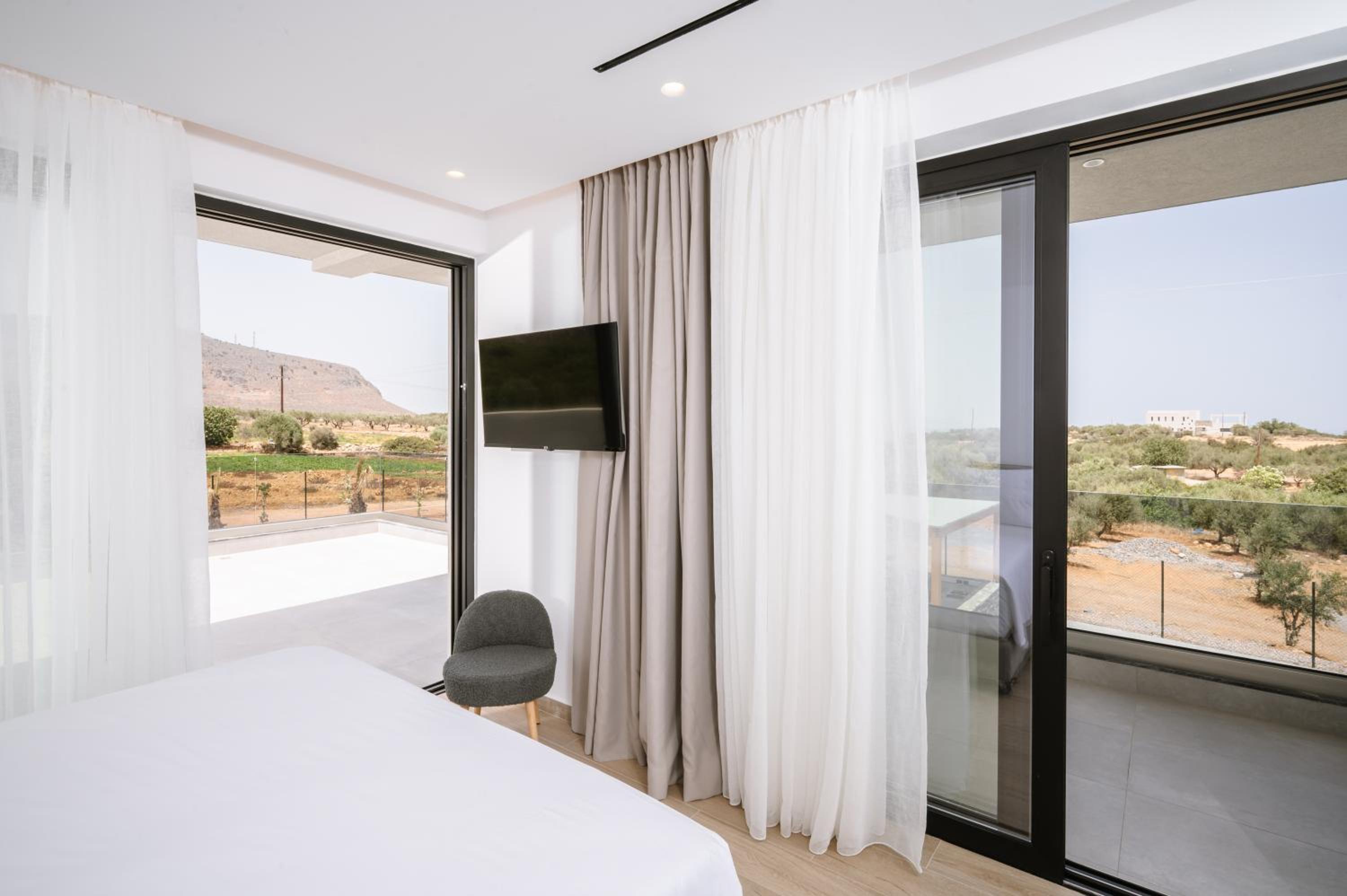 Aetheria & Aura Suites by Temma Villas