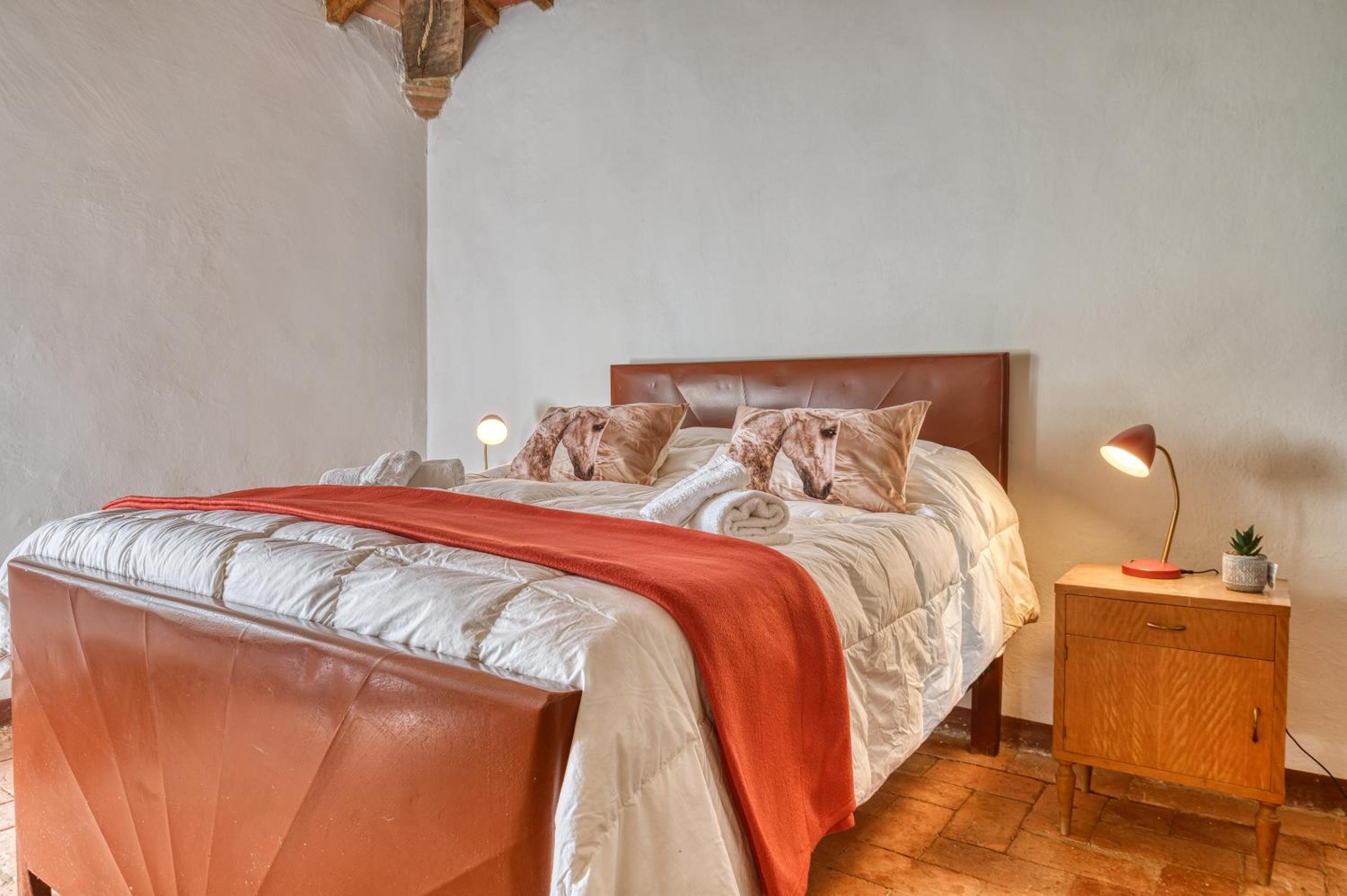 Italian Experience-Villa The Horses view 5