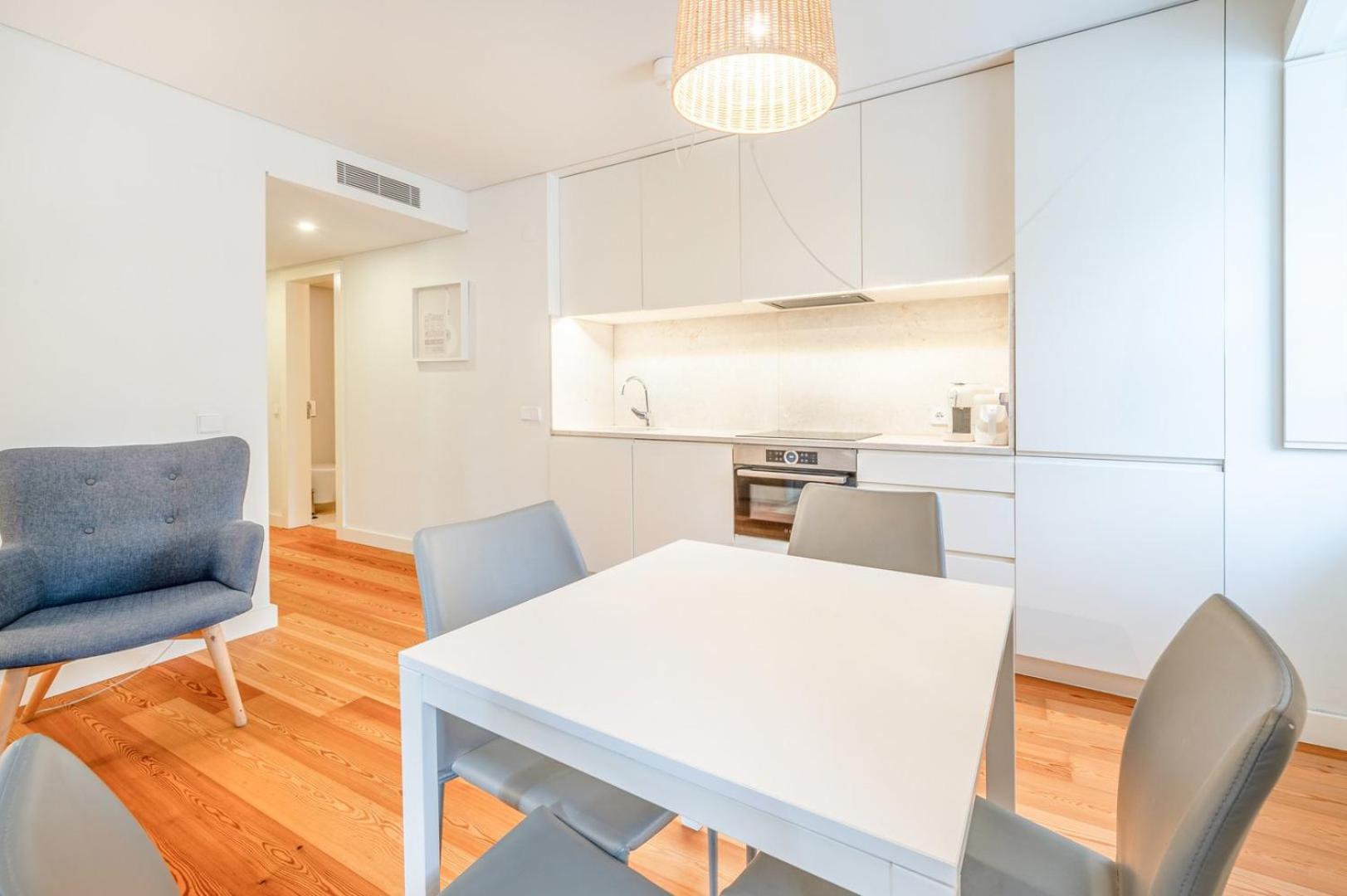 GuestReady - Modern Apartment fully equipped view 3