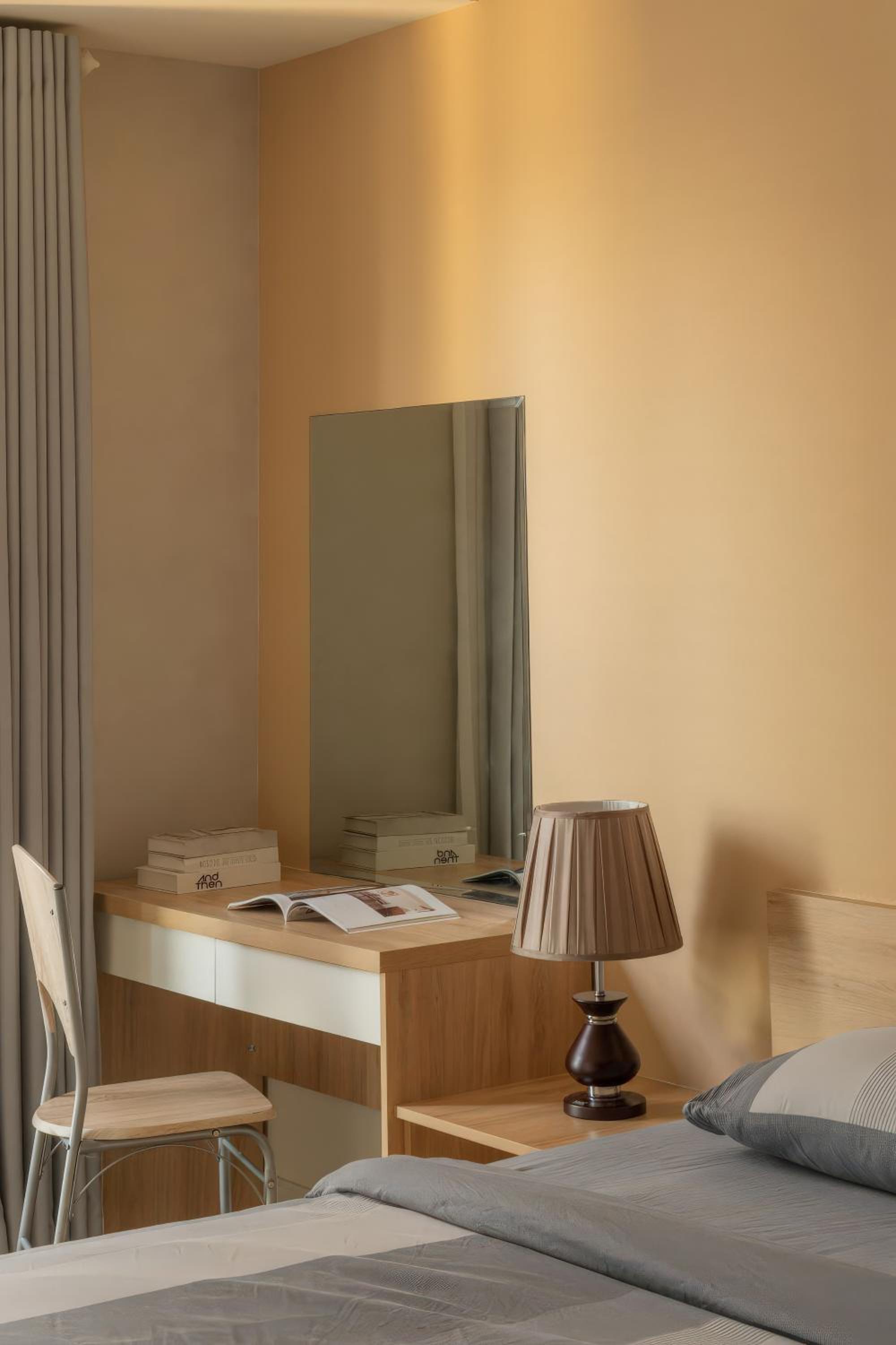 Saigon Royal - Trendy Modern Apartment