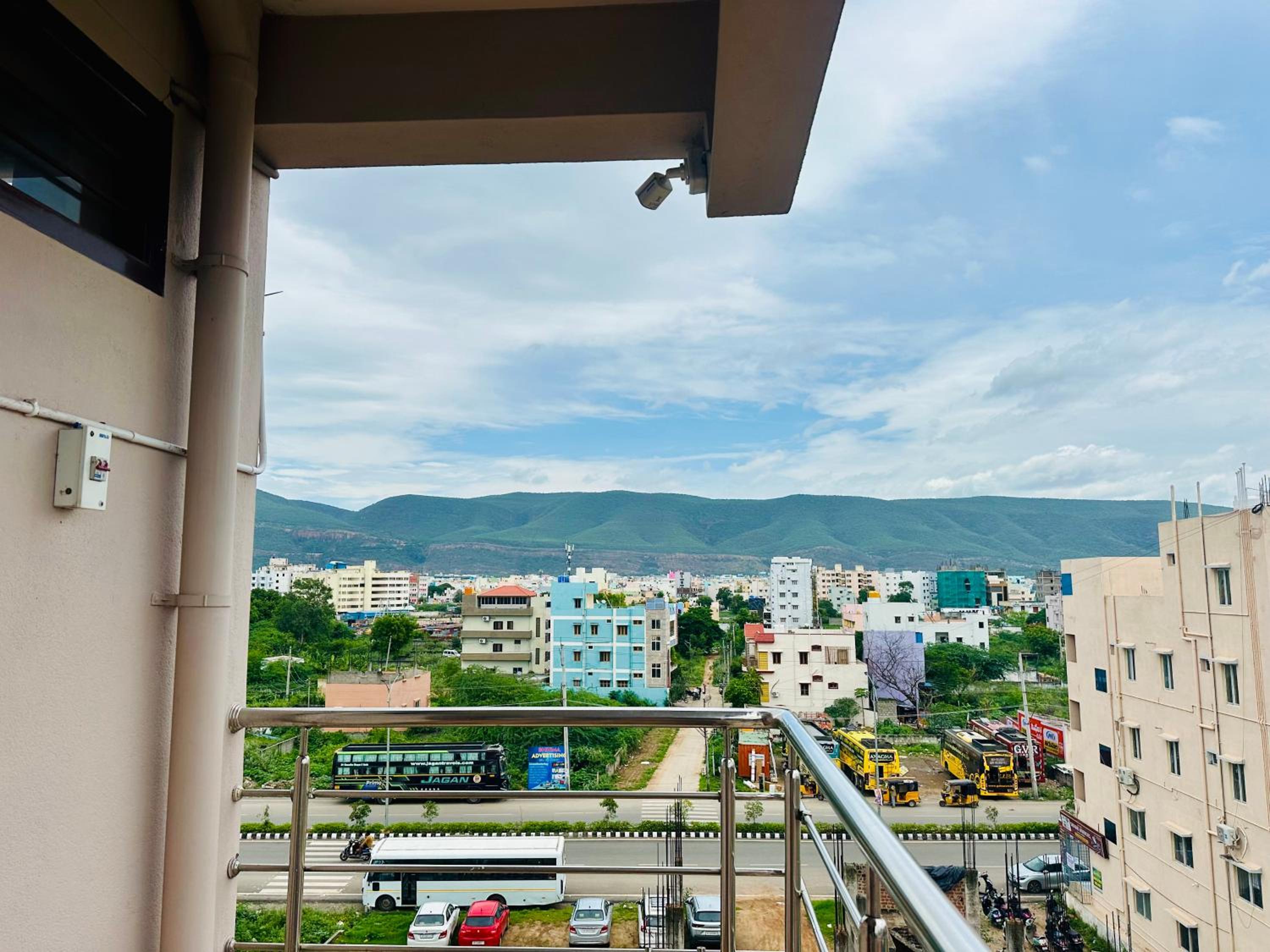 SBHS Homestay - Garudadri - Tirupati Bus Stand