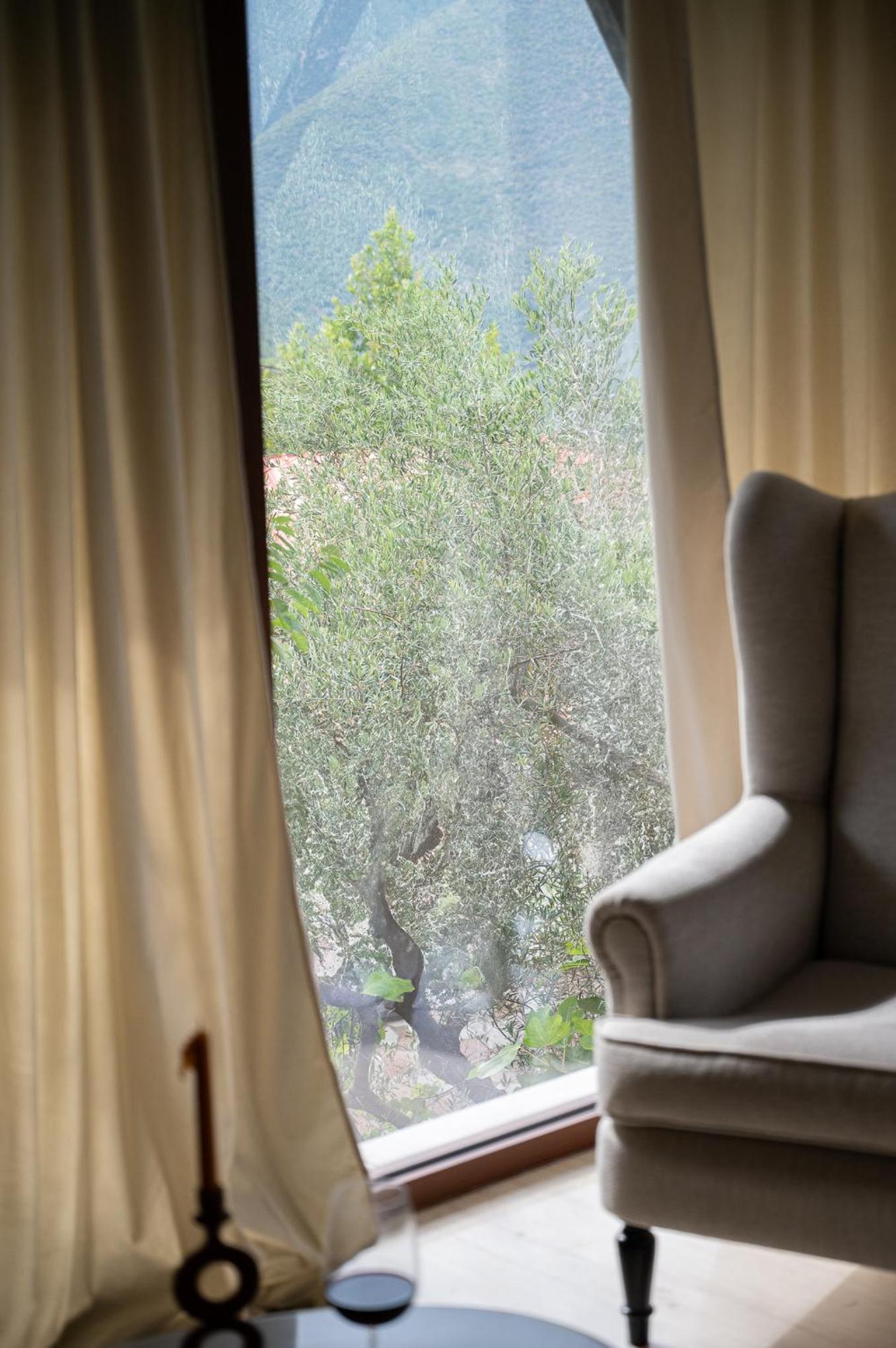 Endless Green, Hidden Gem in the Mountains