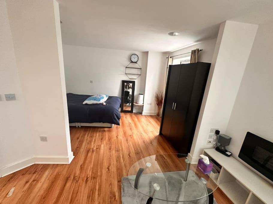173 Luxury City Centre Apartment view 3