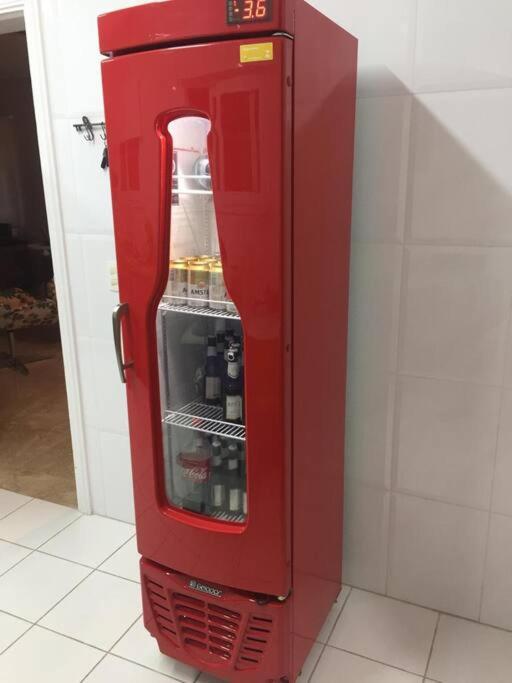 Casa alto padrão, condomínio pé na areia