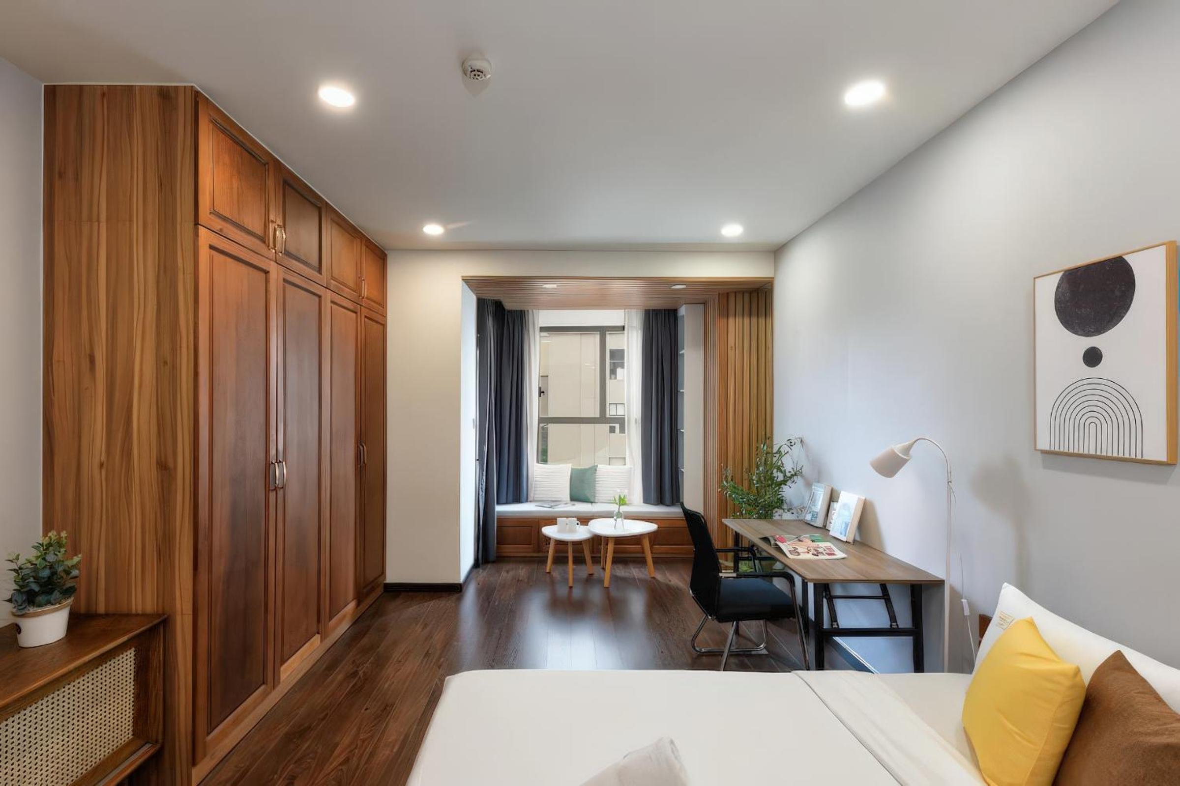 Saigon Royal - Trendy Modern Apartment