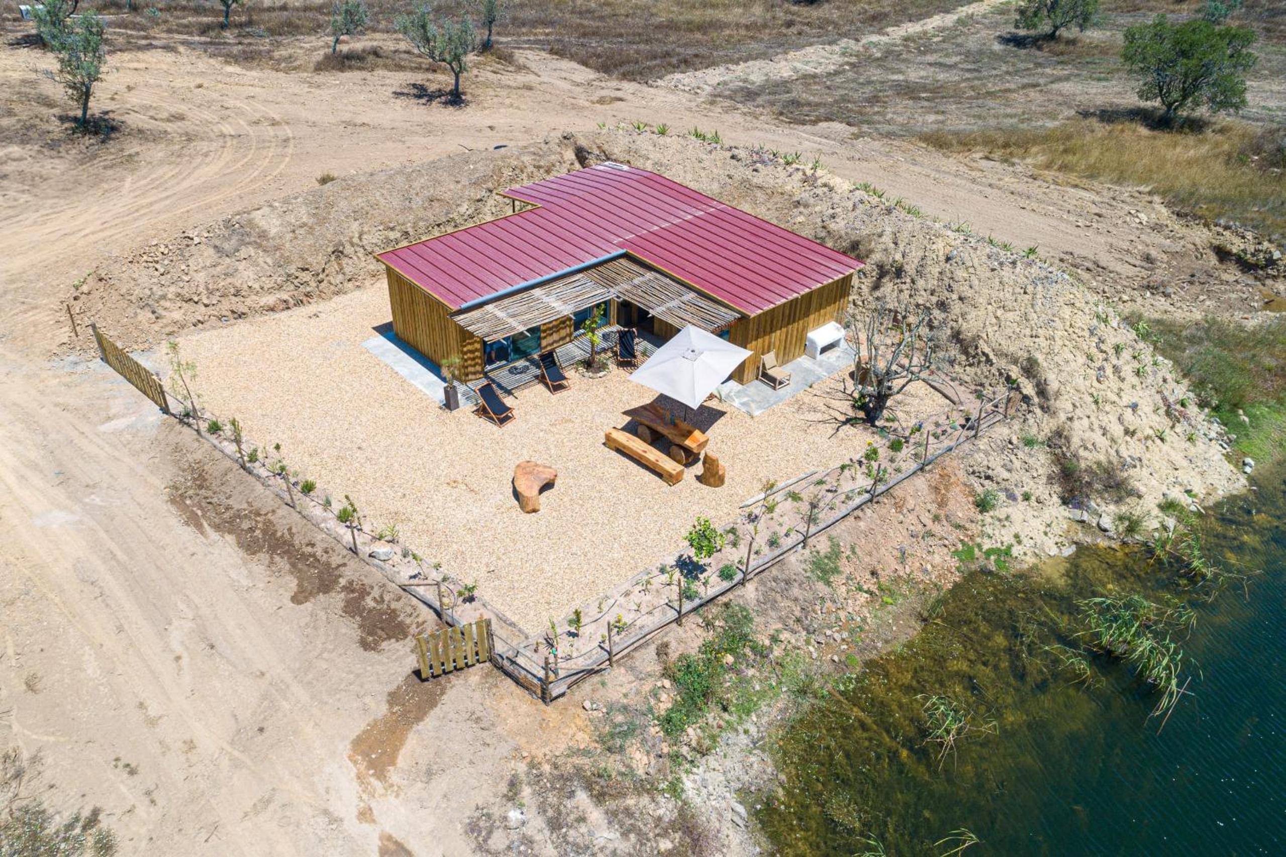 Photo 28