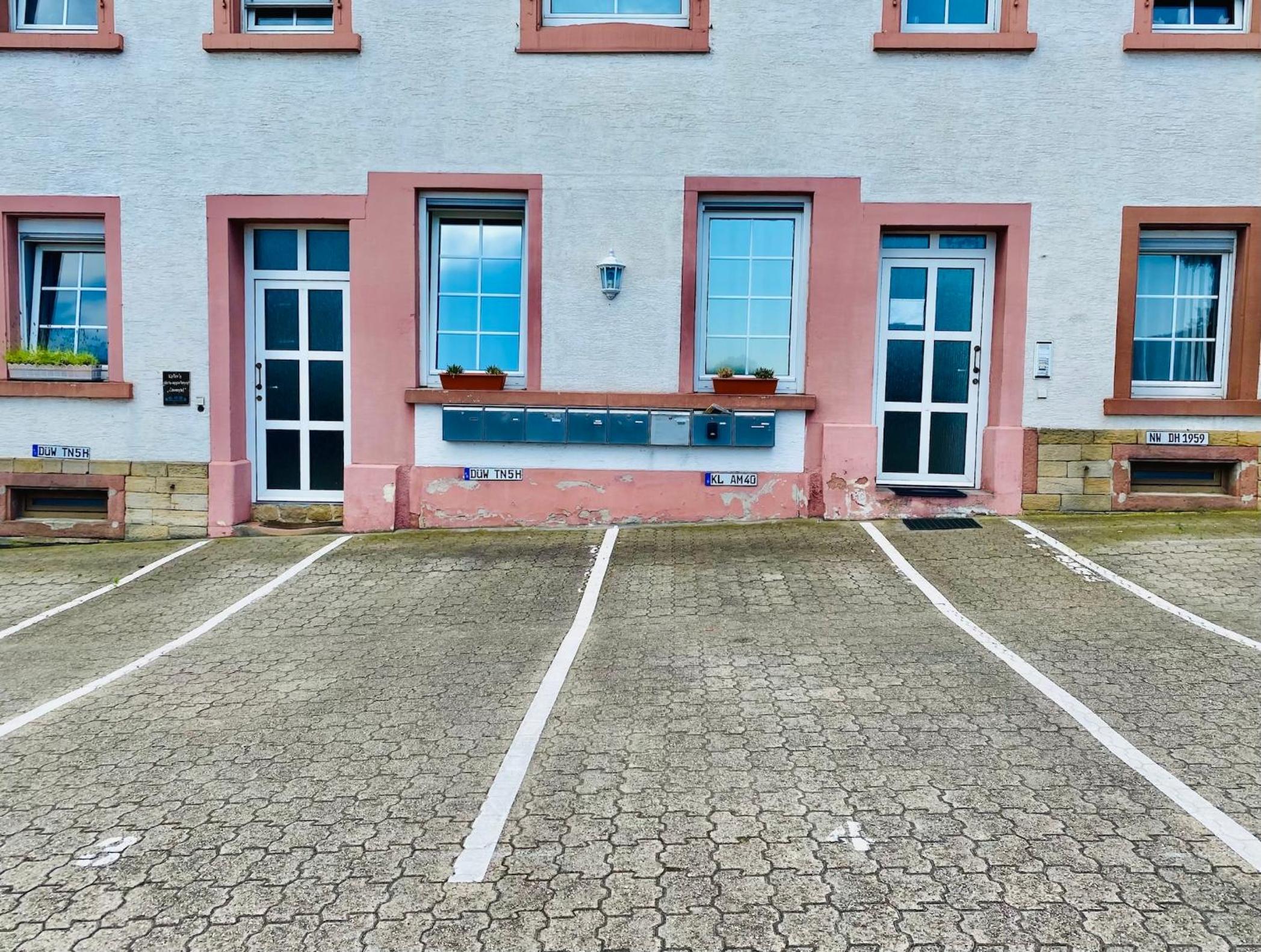 Belisima Apartments I Ferienwohnungen Deidesheim I Deutsche Weinstraße I Individuell mit Charm I Ruhig am Kurpark I Nähe Supermarkt - Bäcker - Bahnhof view 4