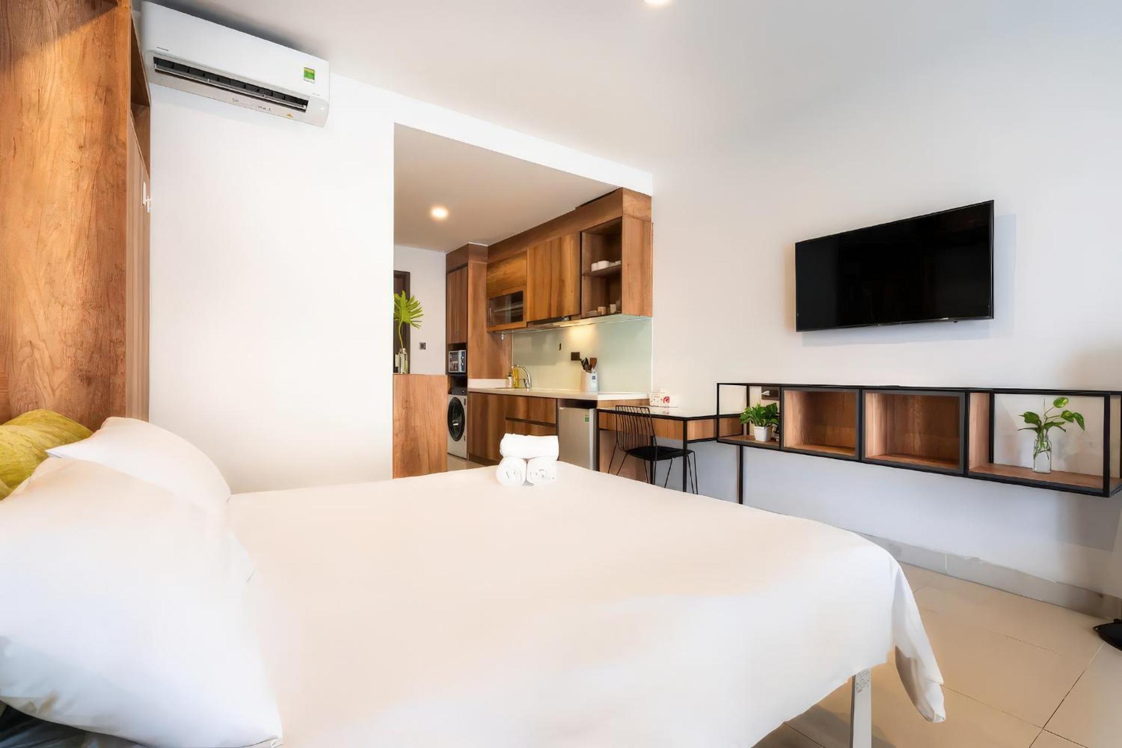Saigon Royal - Trendy Modern Apartment