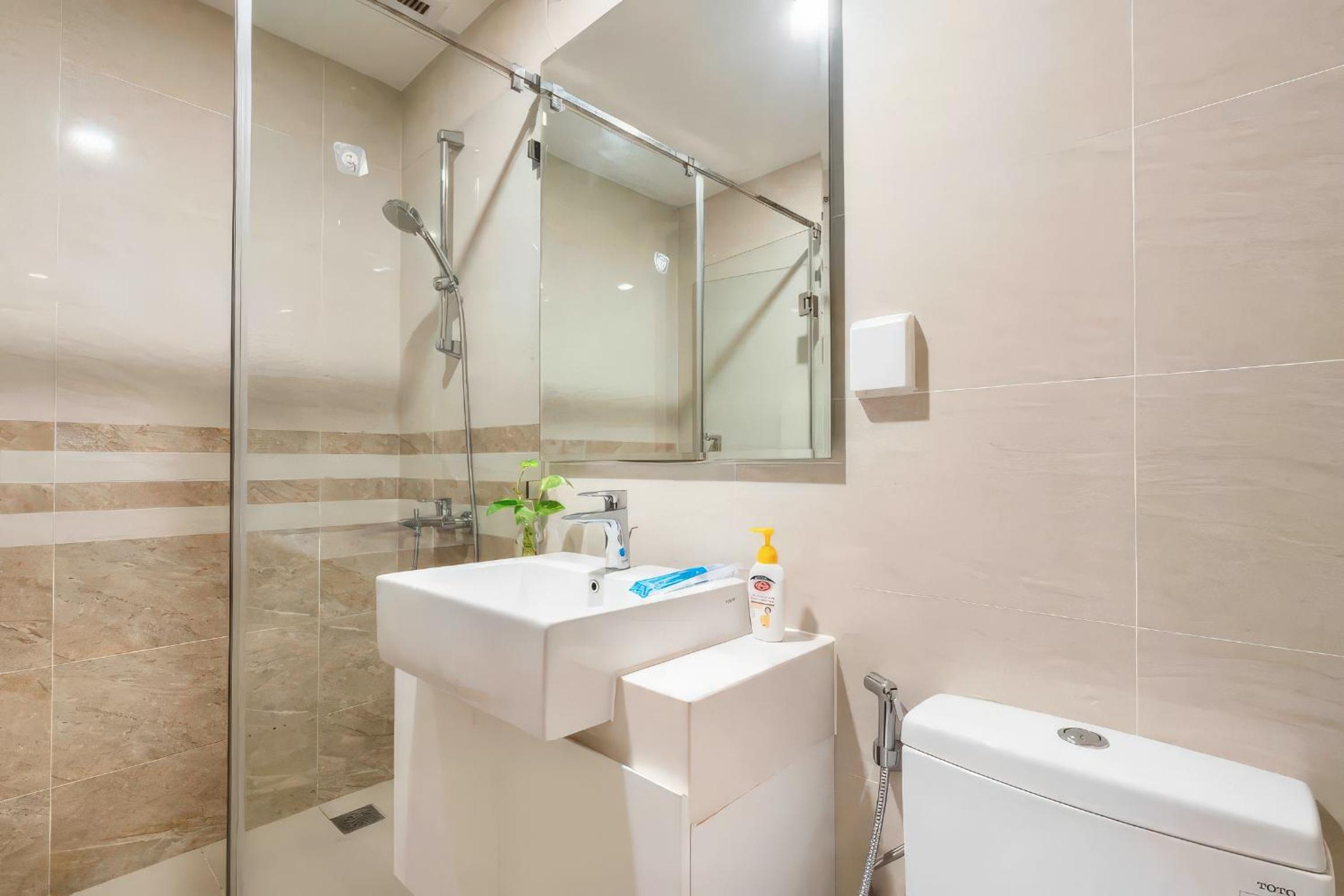 Saigon Royal - Trendy Modern Apartment