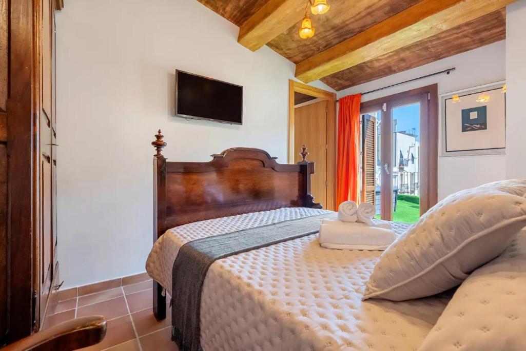 La Quadra Rural Housing