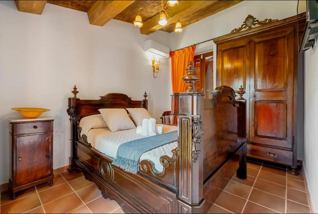 La Quadra Rural Housing