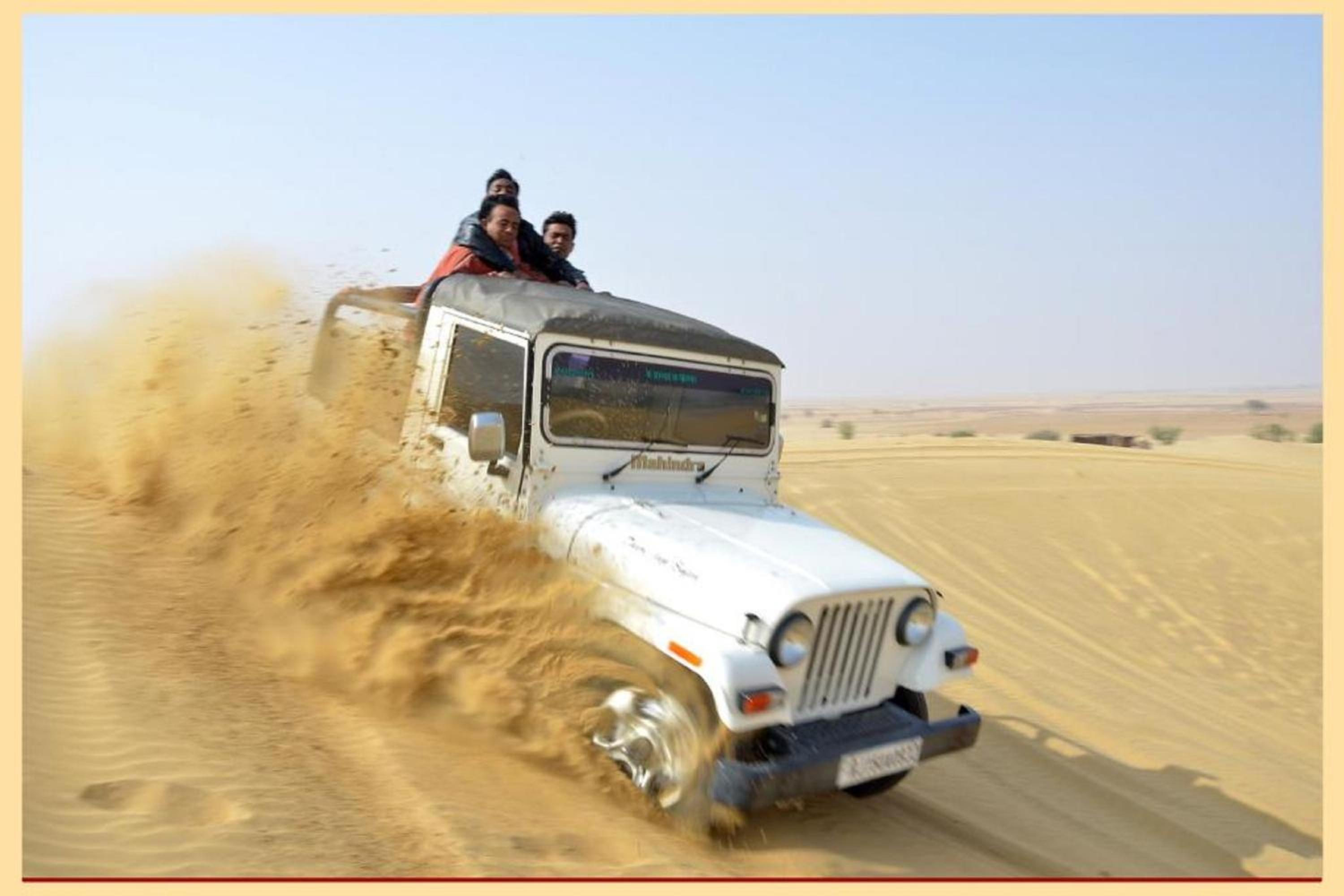 MoonStar Desert Camp