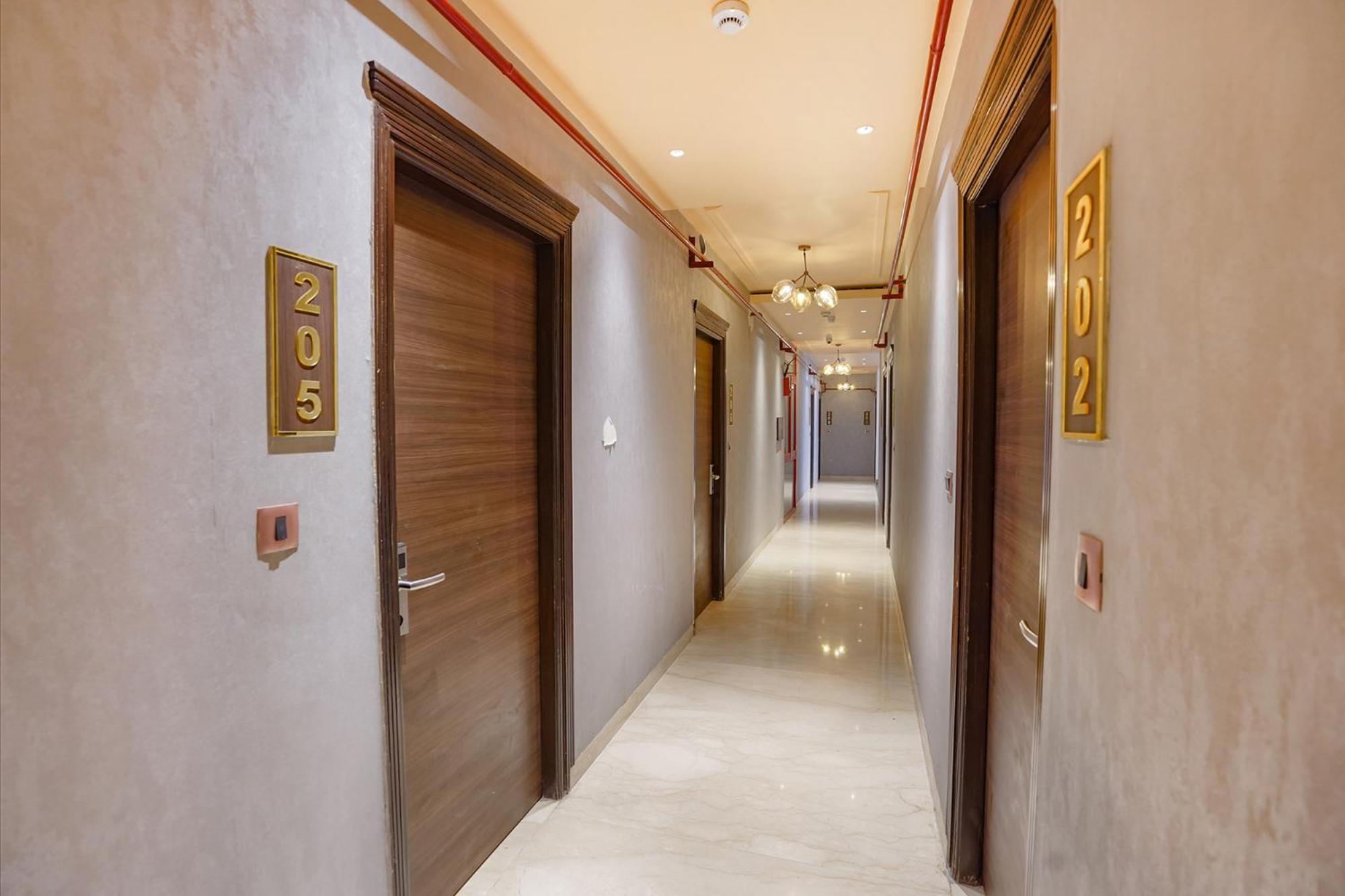 FabHotel Prime Tushar Elegant