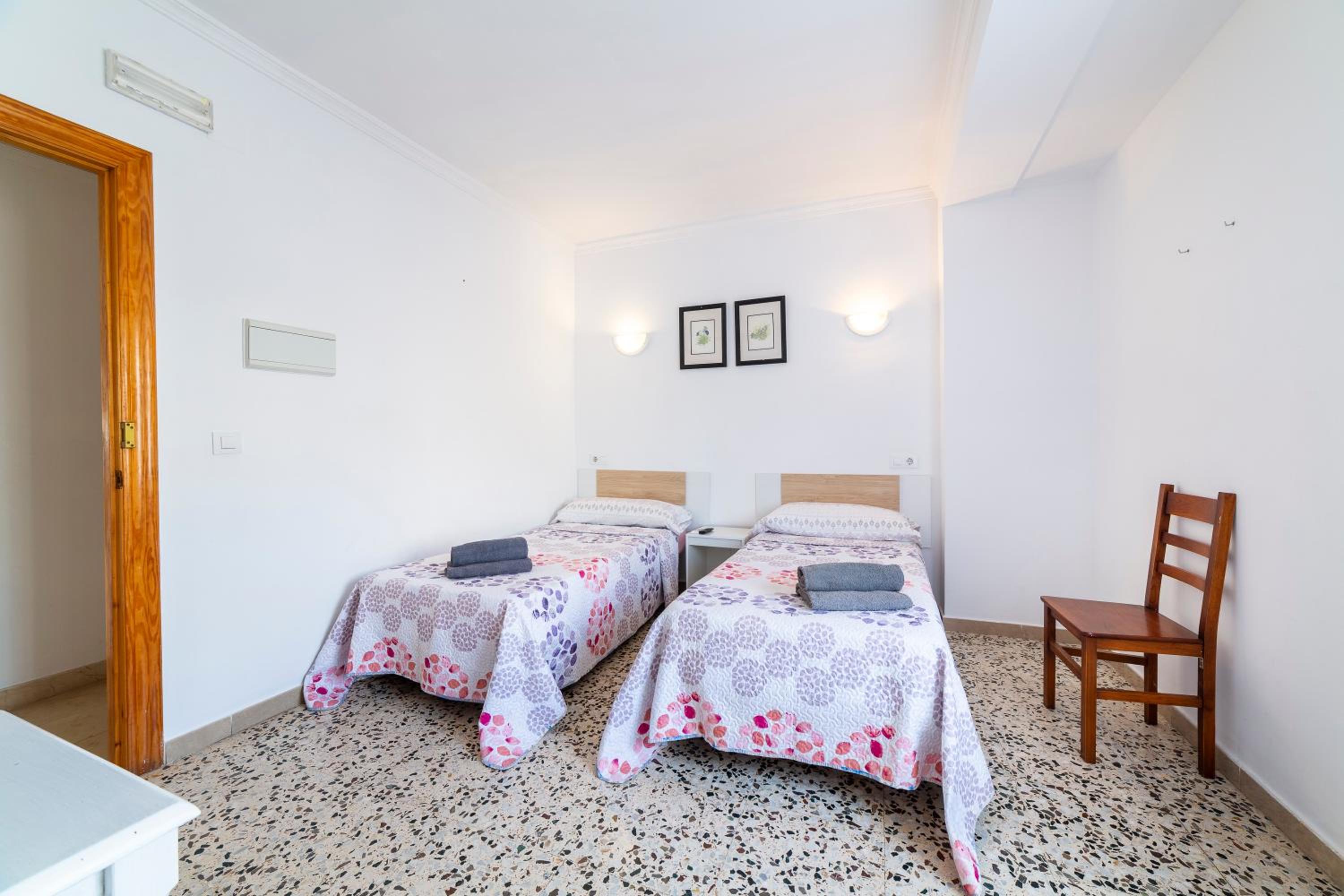 Hostal Moya