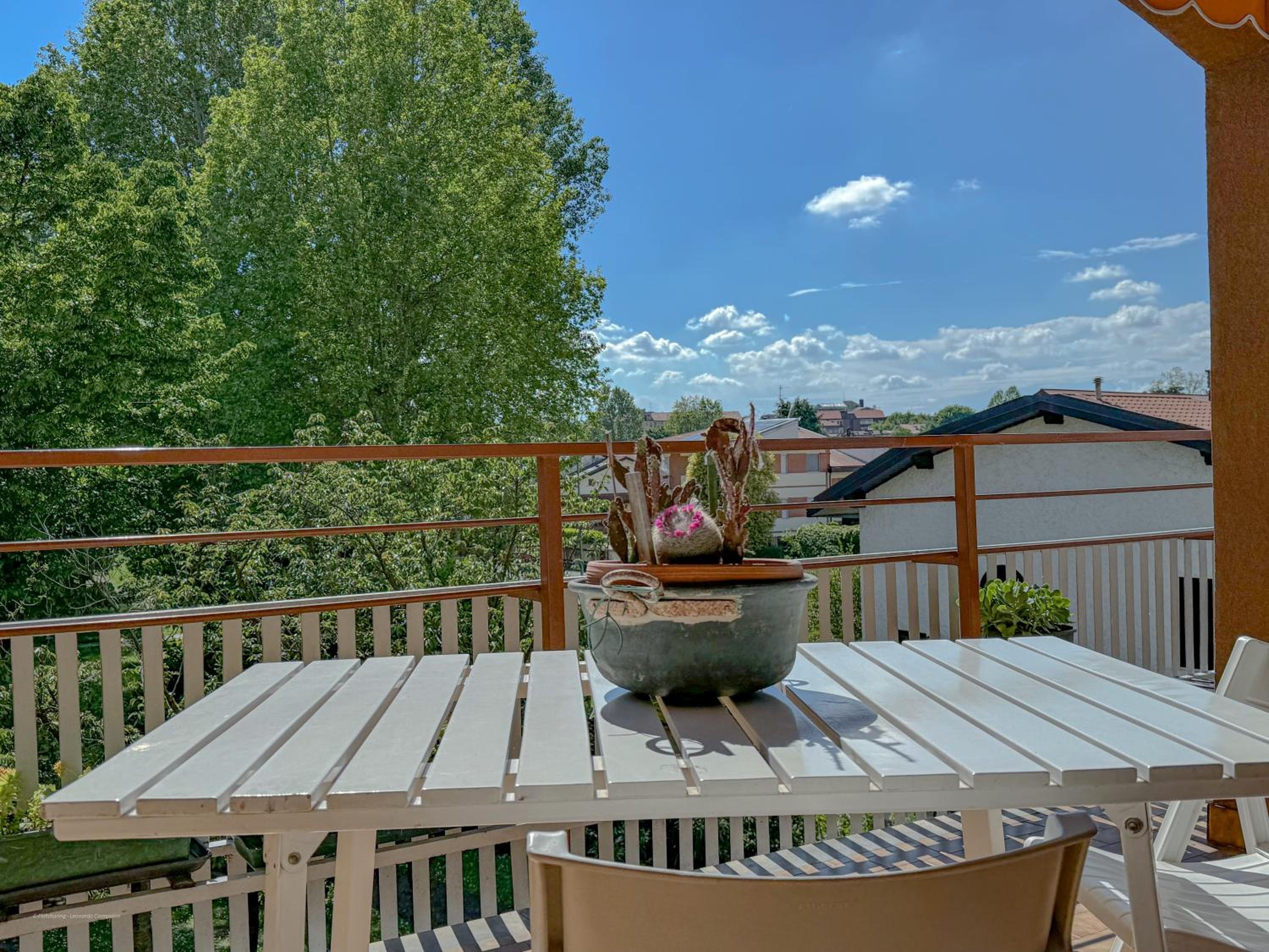 Logge Trezzano - 3 camere - Vista parco photo 5