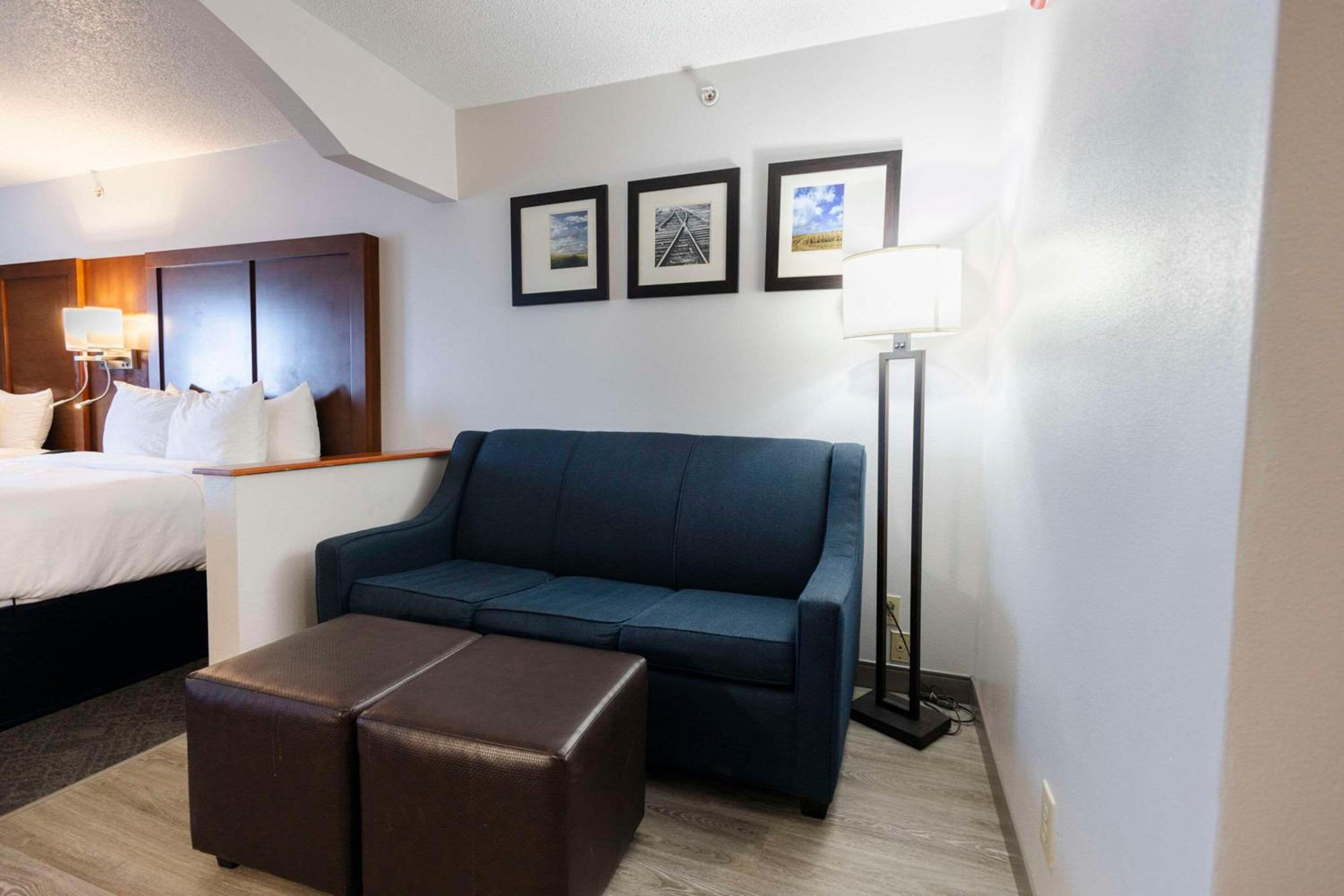 Comfort Suites Springfield I-70, Photo 32