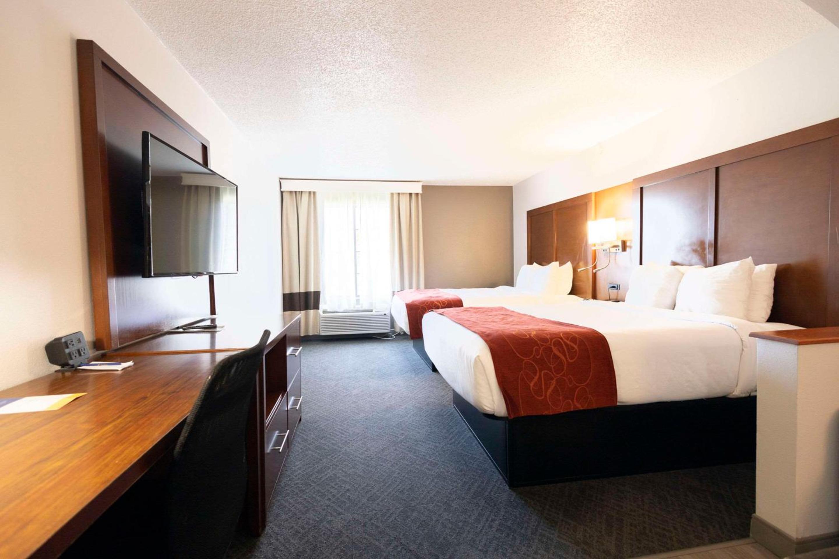 Comfort Suites Springfield I-70, Photo 28