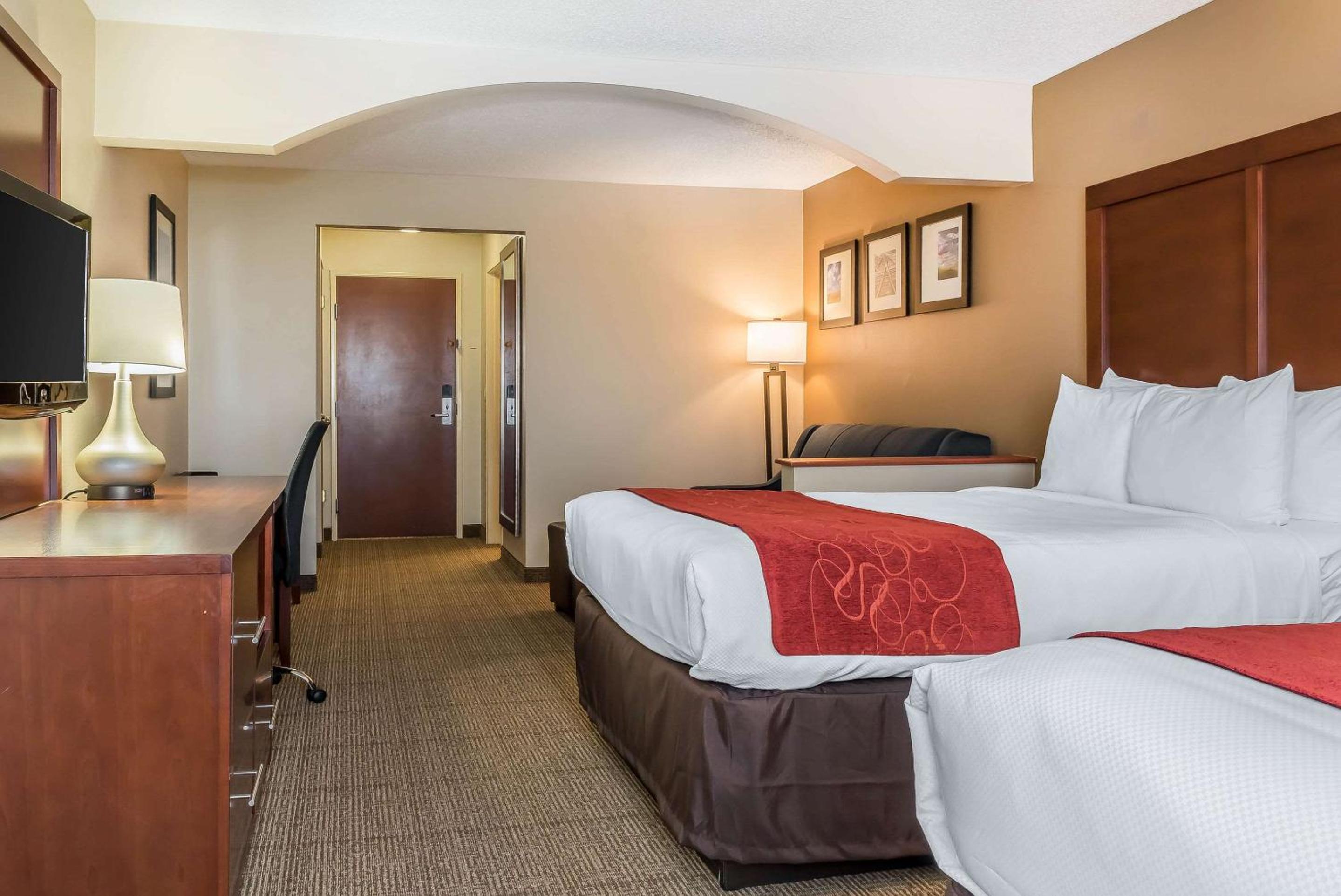 Comfort Suites Springfield I-70, Photo 80