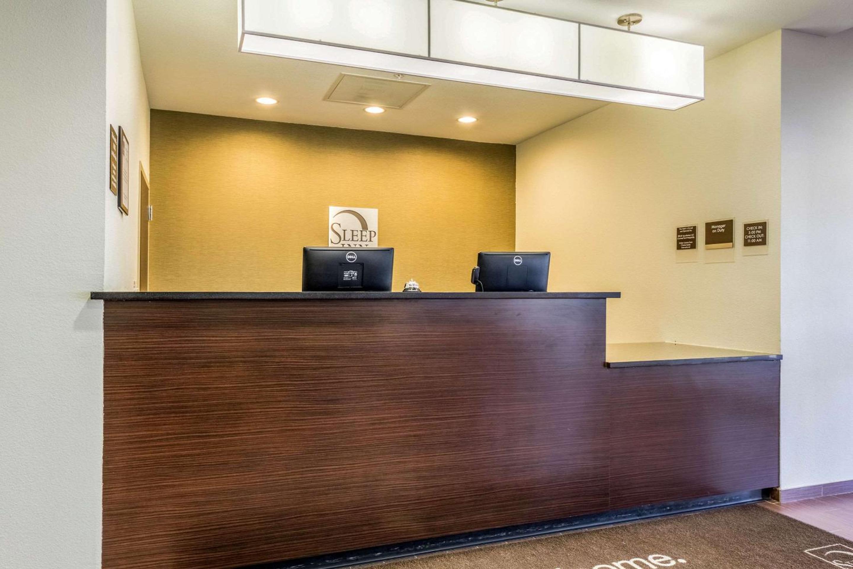 Sleep Inn & Suites Jourdanton-Pleasanton view 3