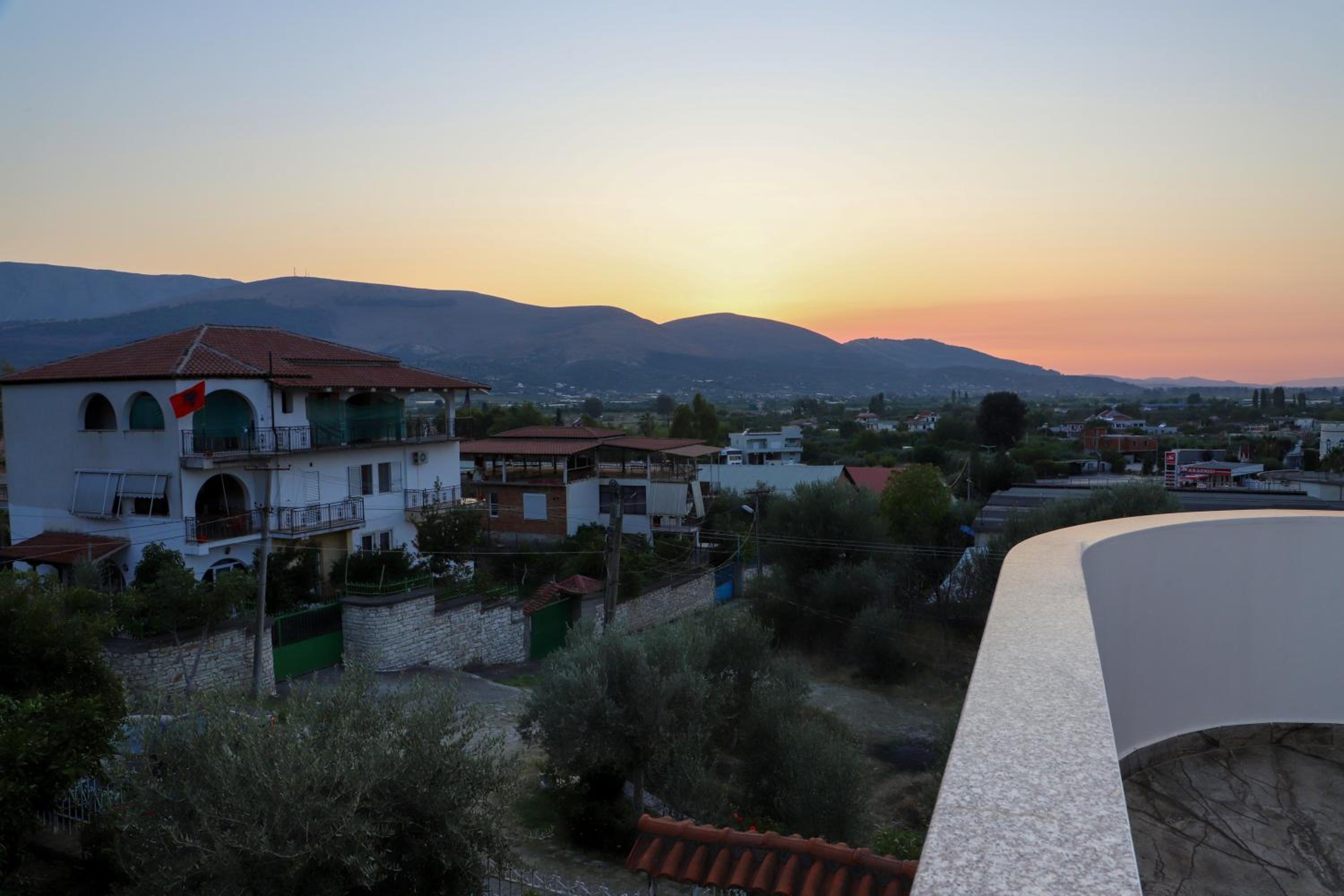 Georgemishel Guest House