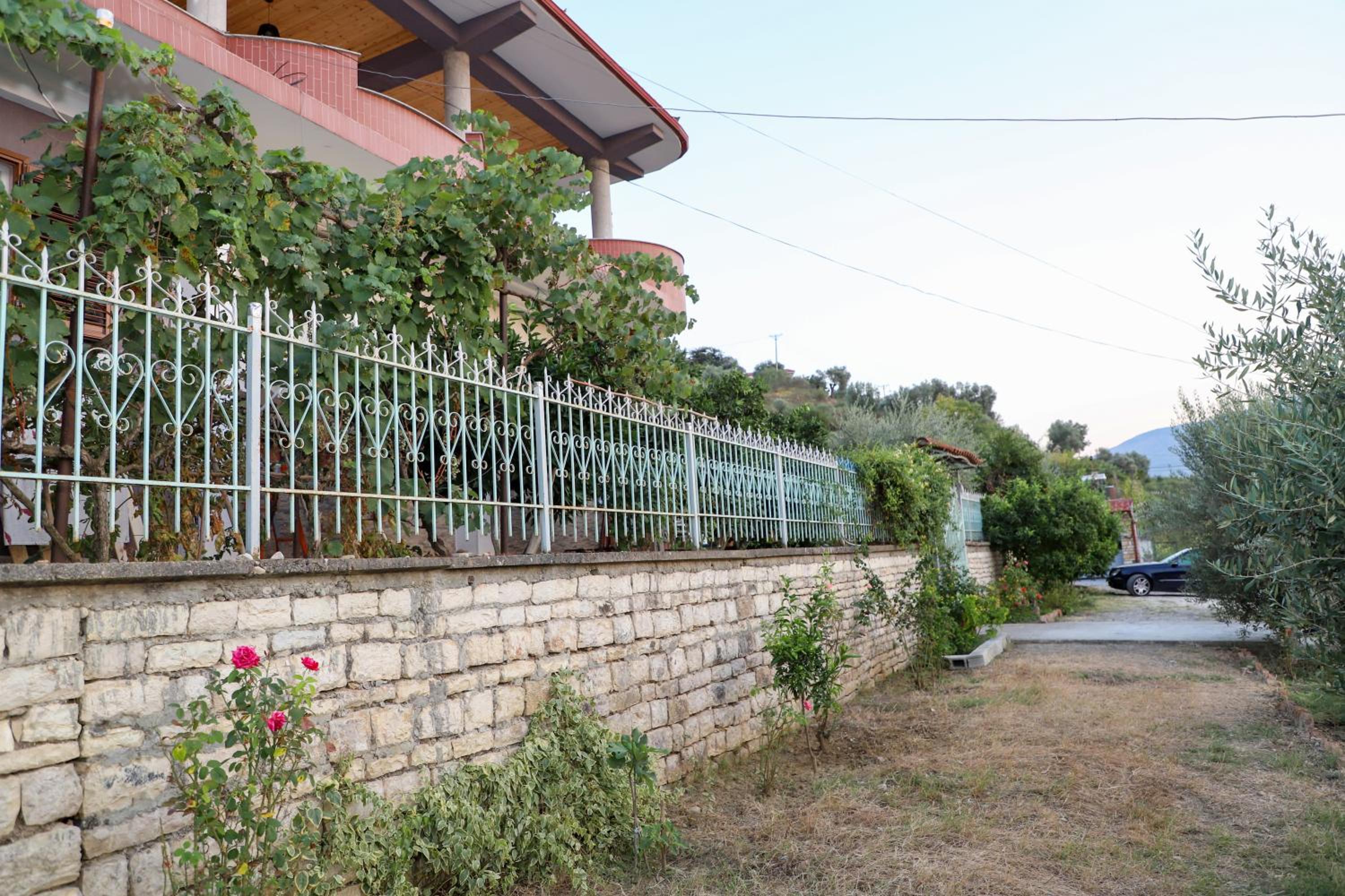 Georgemishel Guest House