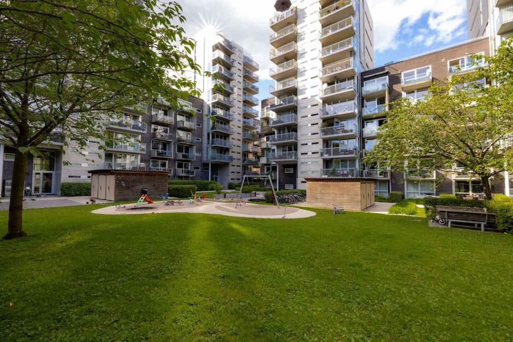 Dinbnb Apartments I 10 min from Downtown I Priv Patio I Self Checkin view 5