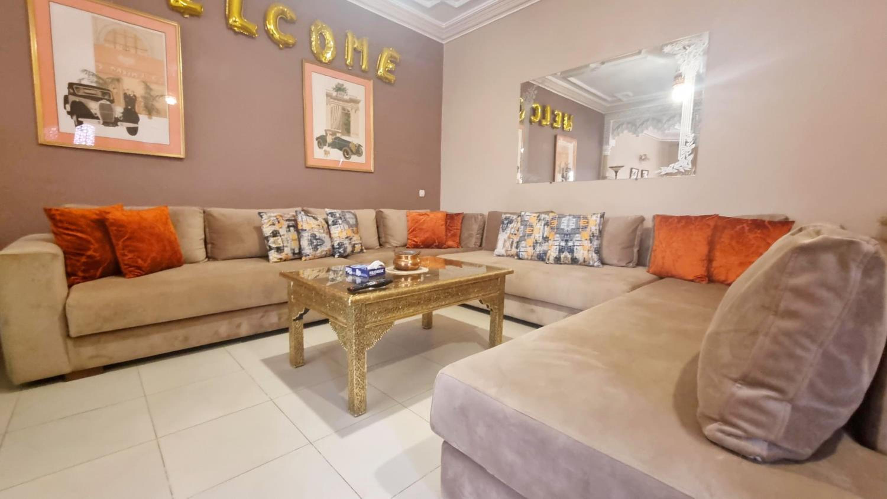 lounge