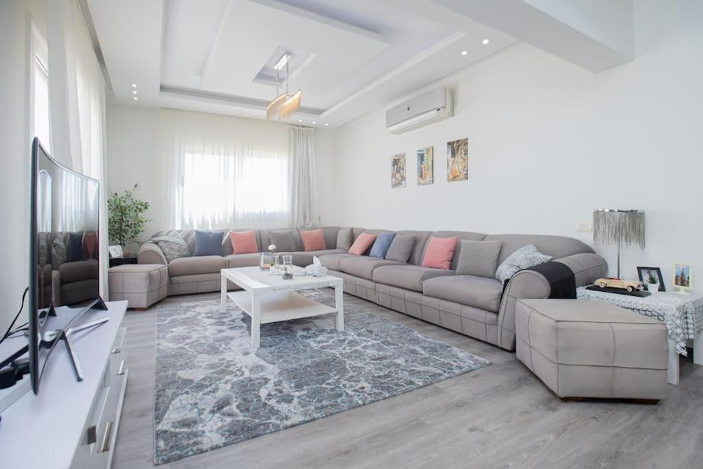 Rooftop Beachfront Apartment