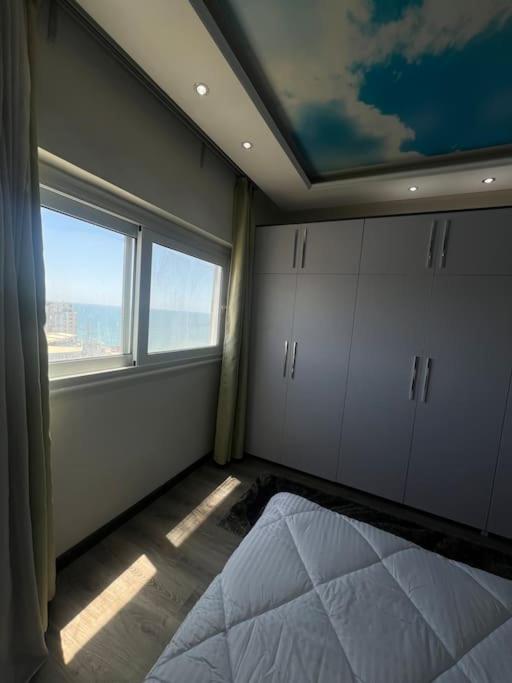 Rooftop Beachfront Apartment