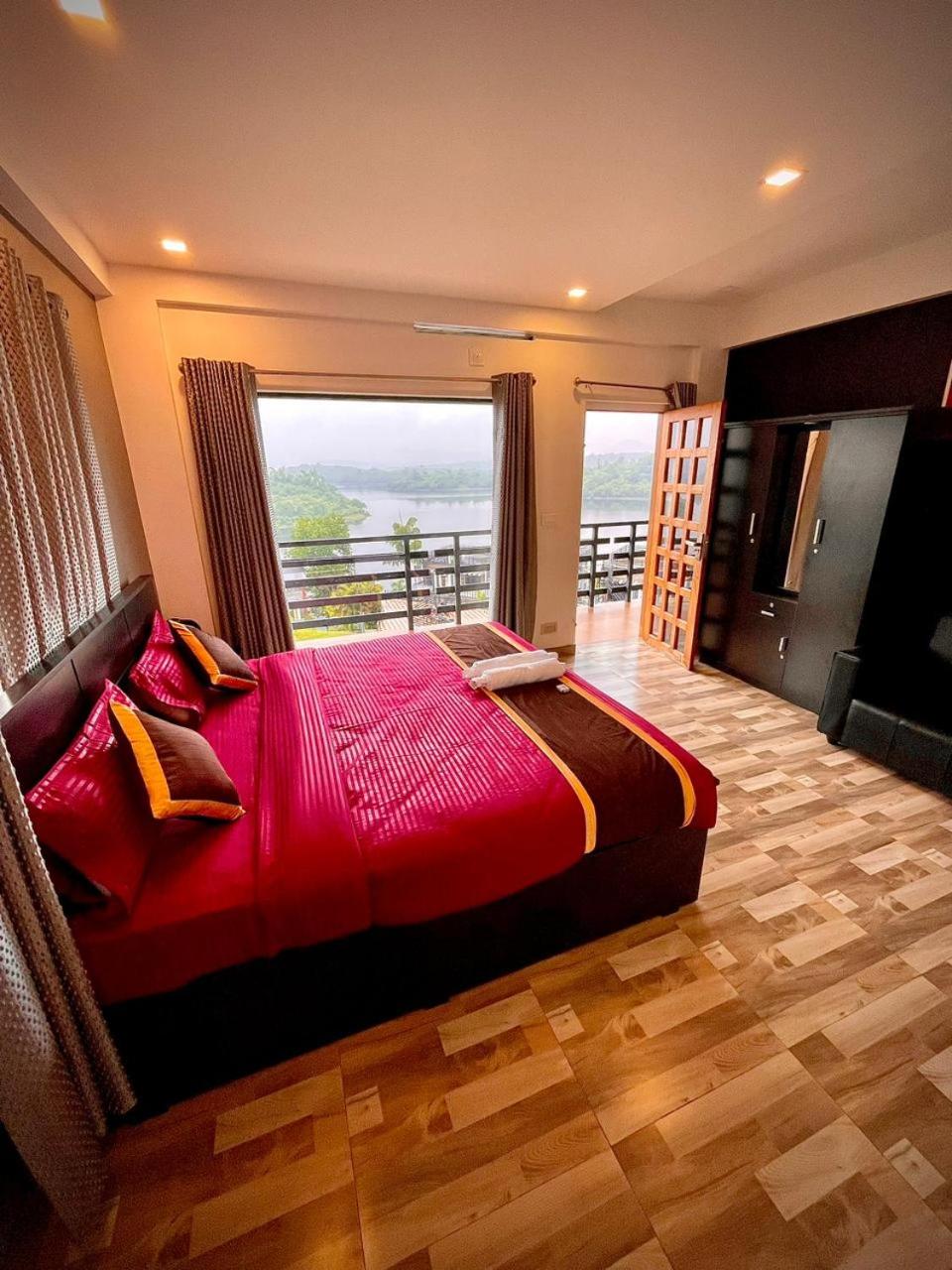 High view view 3