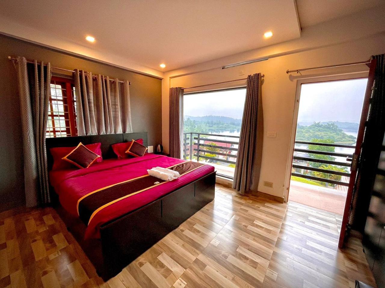 High view view 4
